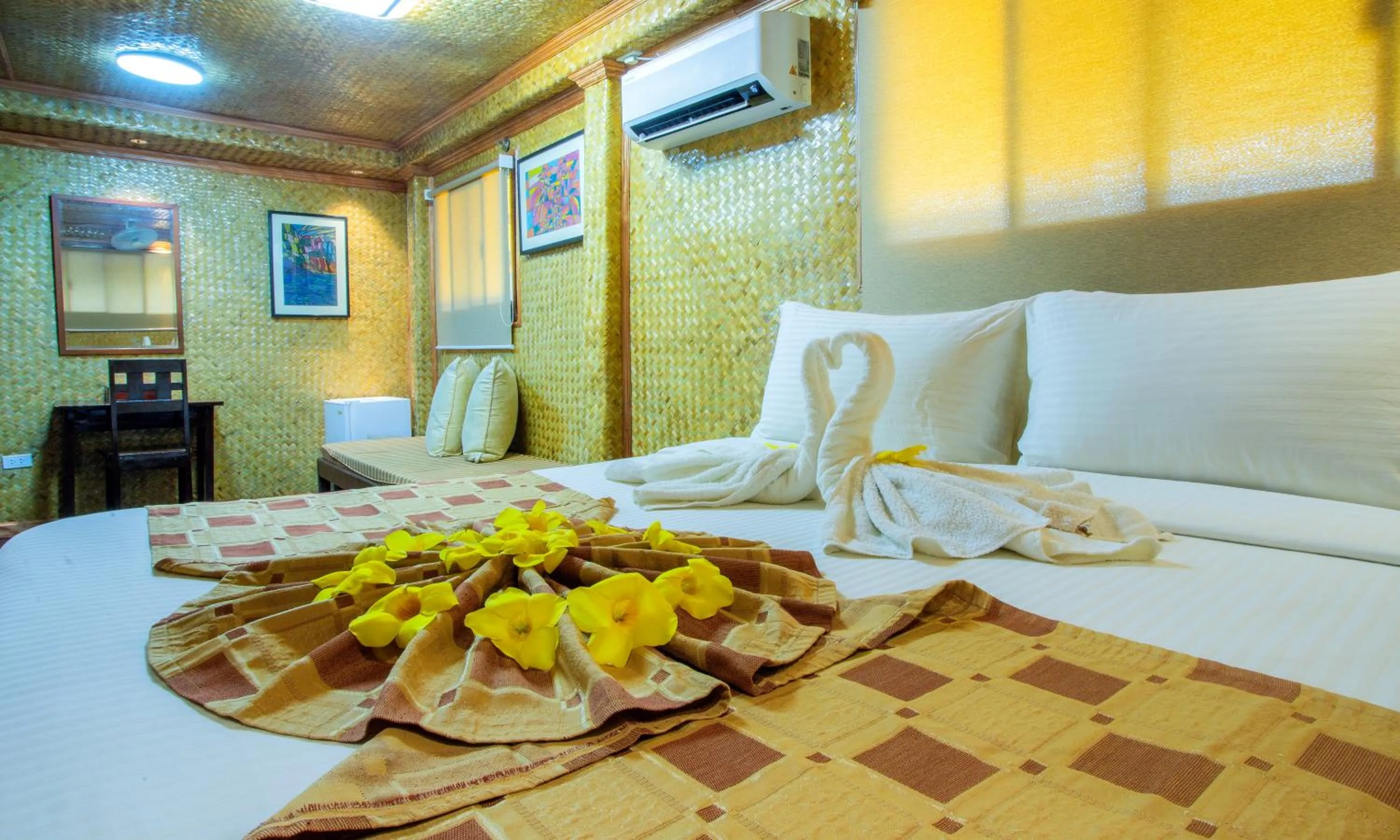 Bed in Puerto Pension Inn