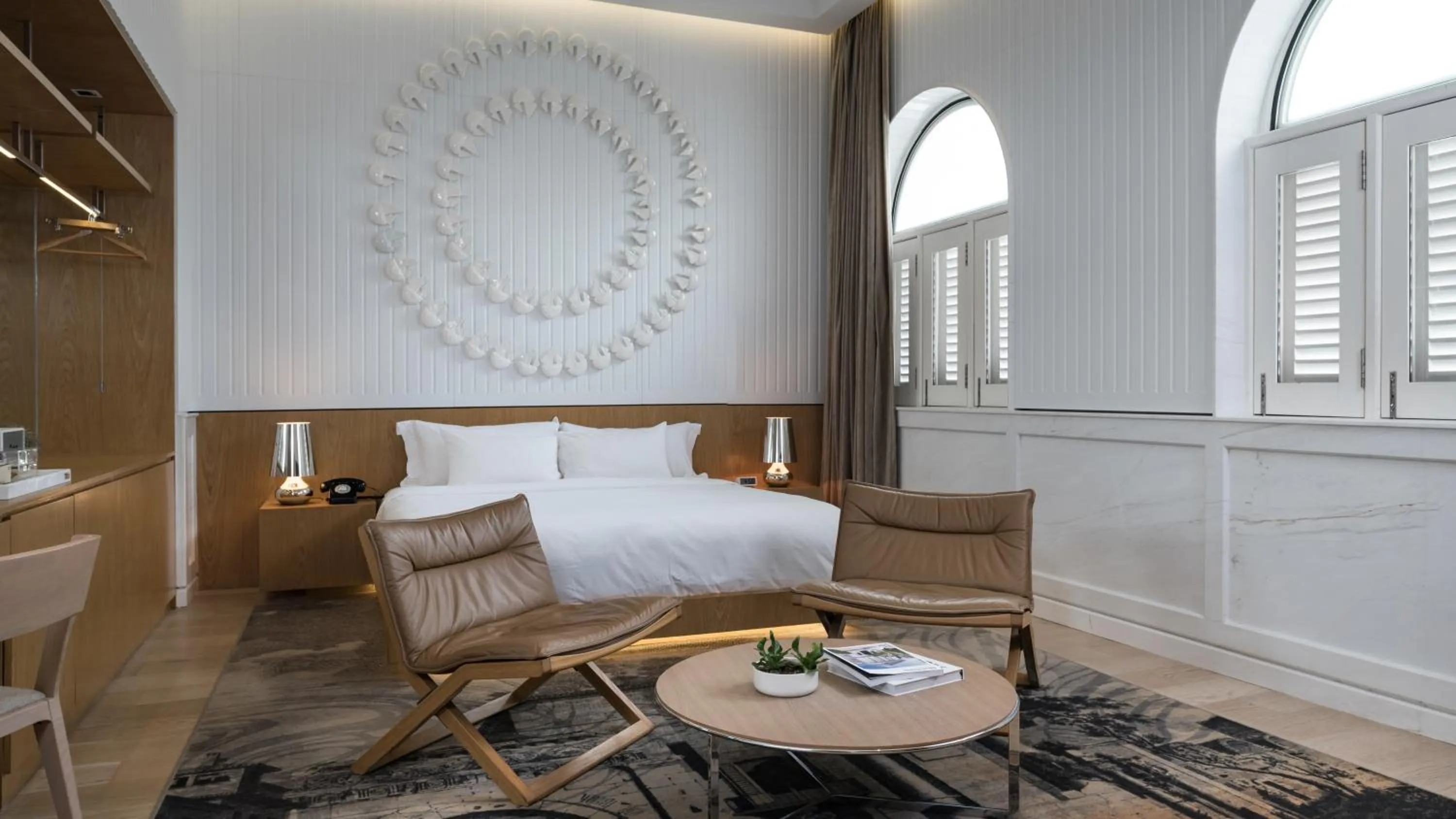 Bed in Macalister Mansion, a Member of Design Hotels