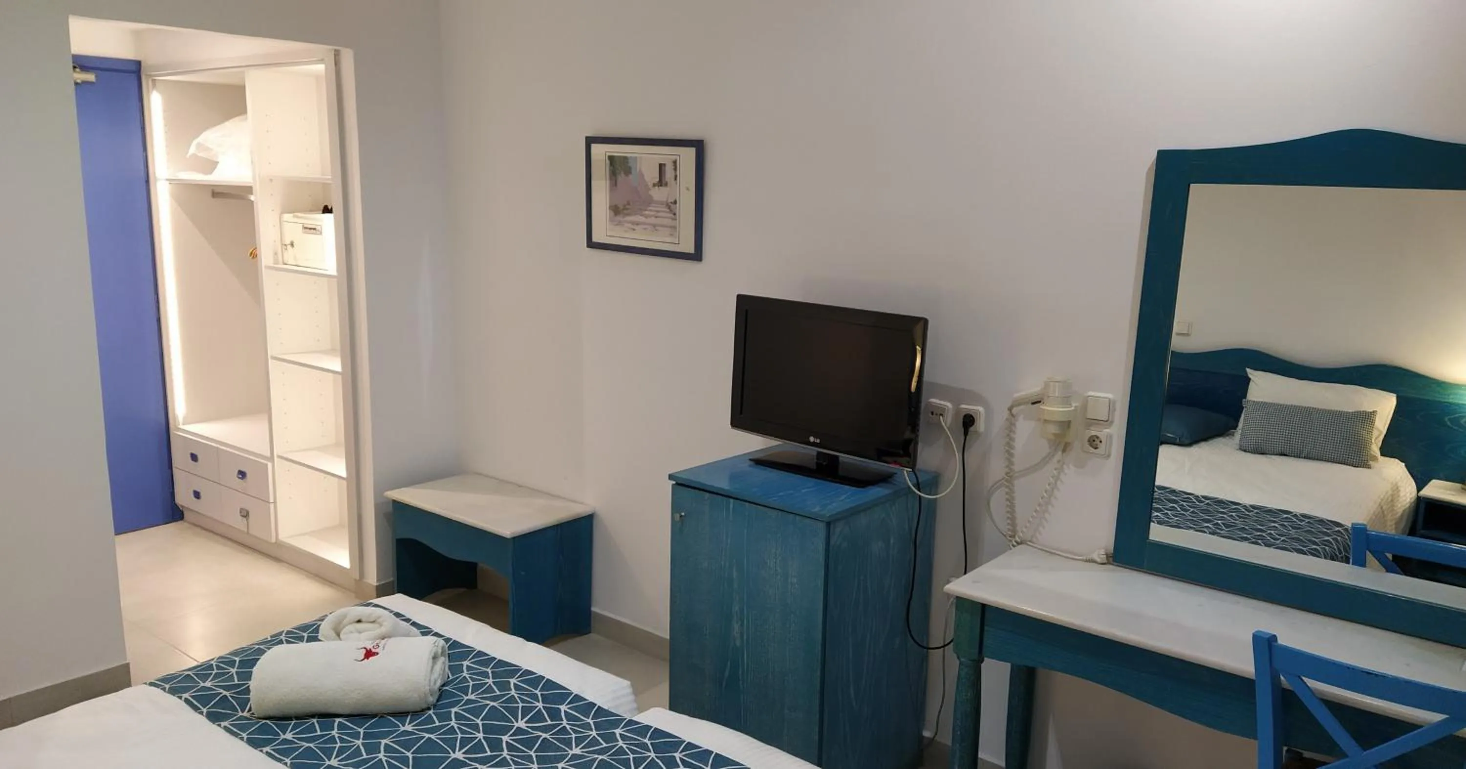 Bed in Knossos Hotel