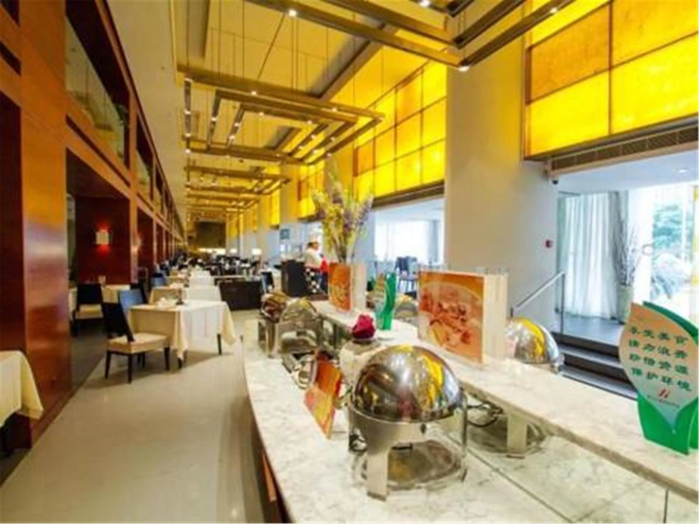 Restaurant/places to eat in Jingjiang Inn Select Shanghai New Hongqiao