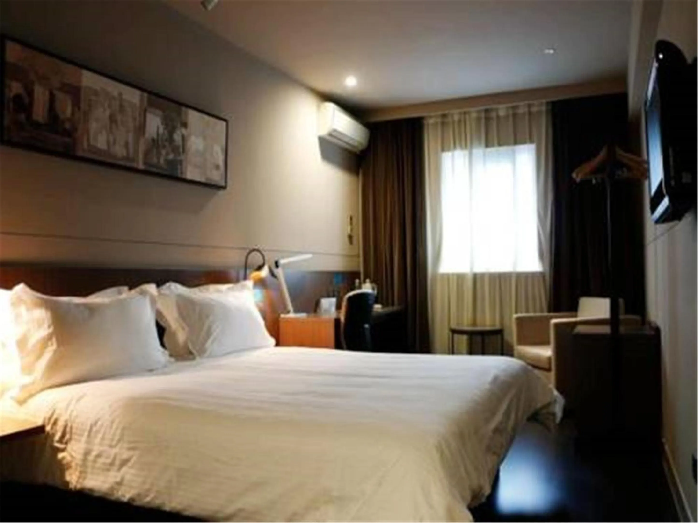 Bed in Jingjiang Inn Select Shanghai New Hongqiao
