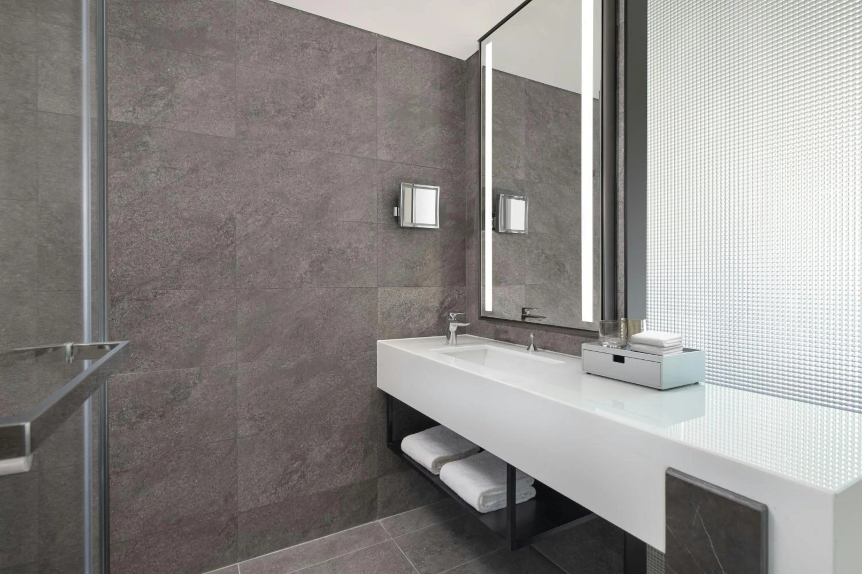 Bathroom in AC Hotel by Marriott Suzhou, Guan Qian