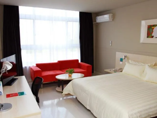 Bed in Jinjiang Inn Taizhou Xinghua Dainan Town Government