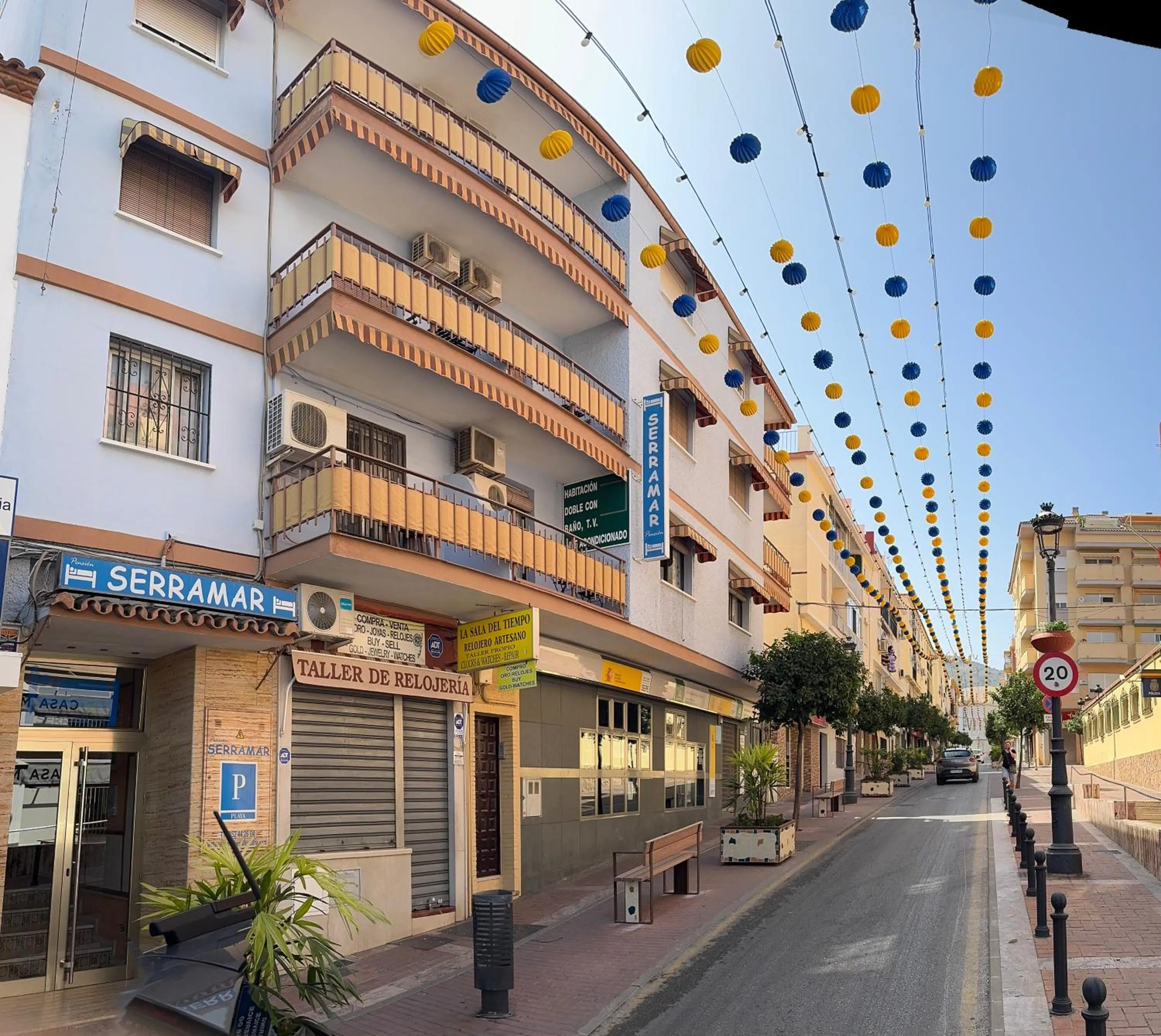Facade/entrance in Hotel Serramar