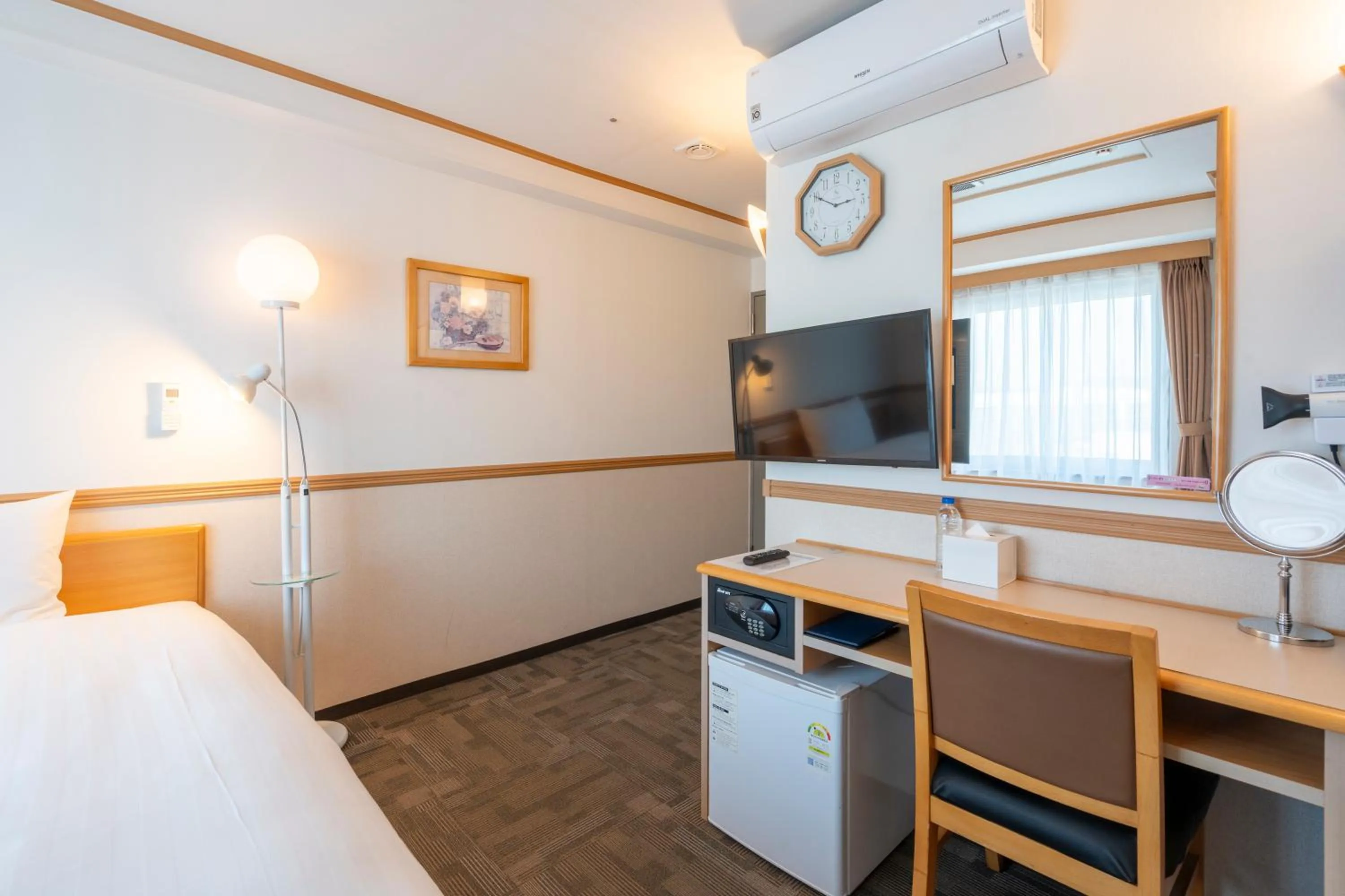 Bed in Toyoko Inn Daejeon Government Complex