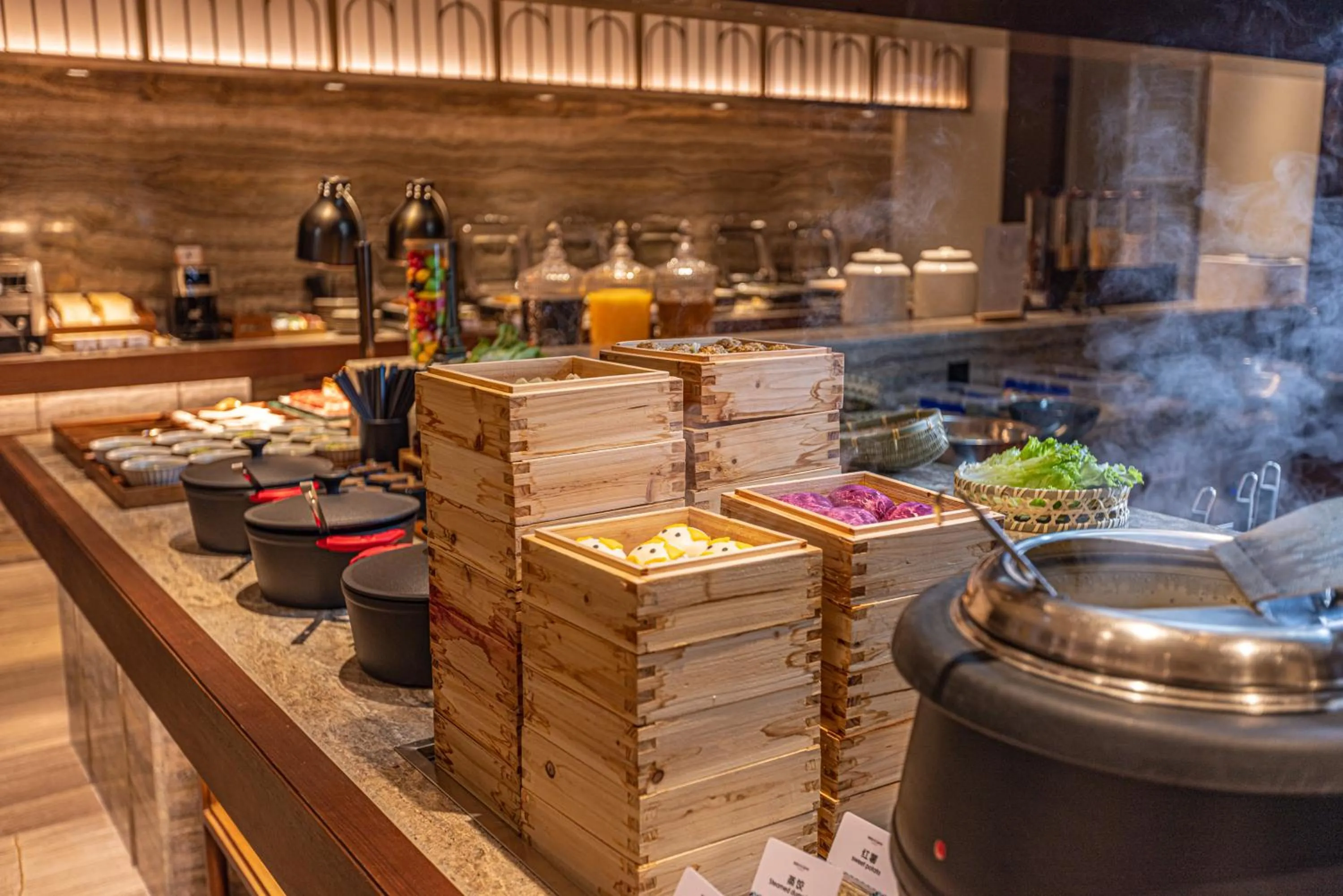 Buffet breakfast in Mercure Xian Dazhai Road