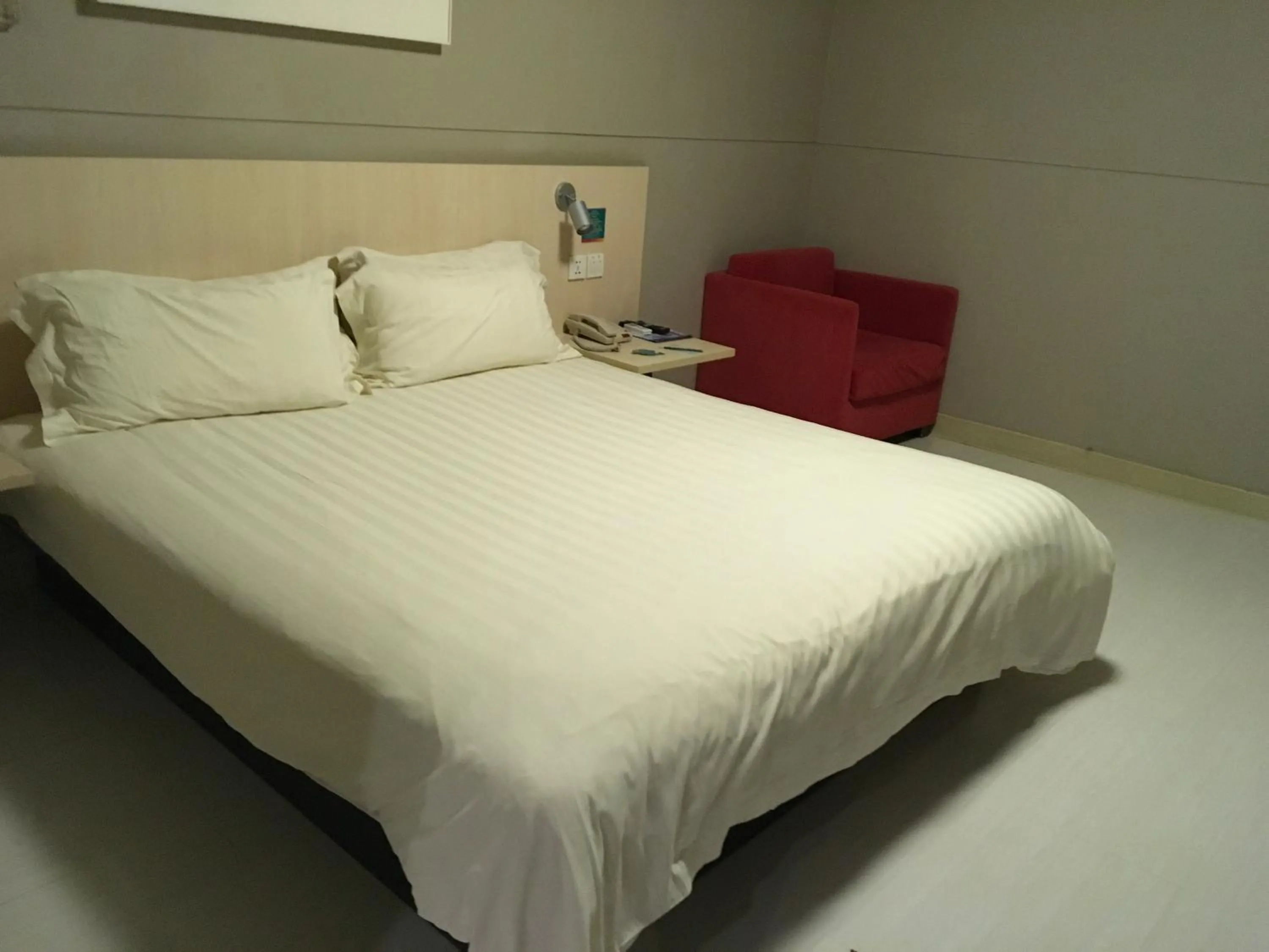 Bed in Jinjiang Inn Lijiang Ancient City Qixing Street