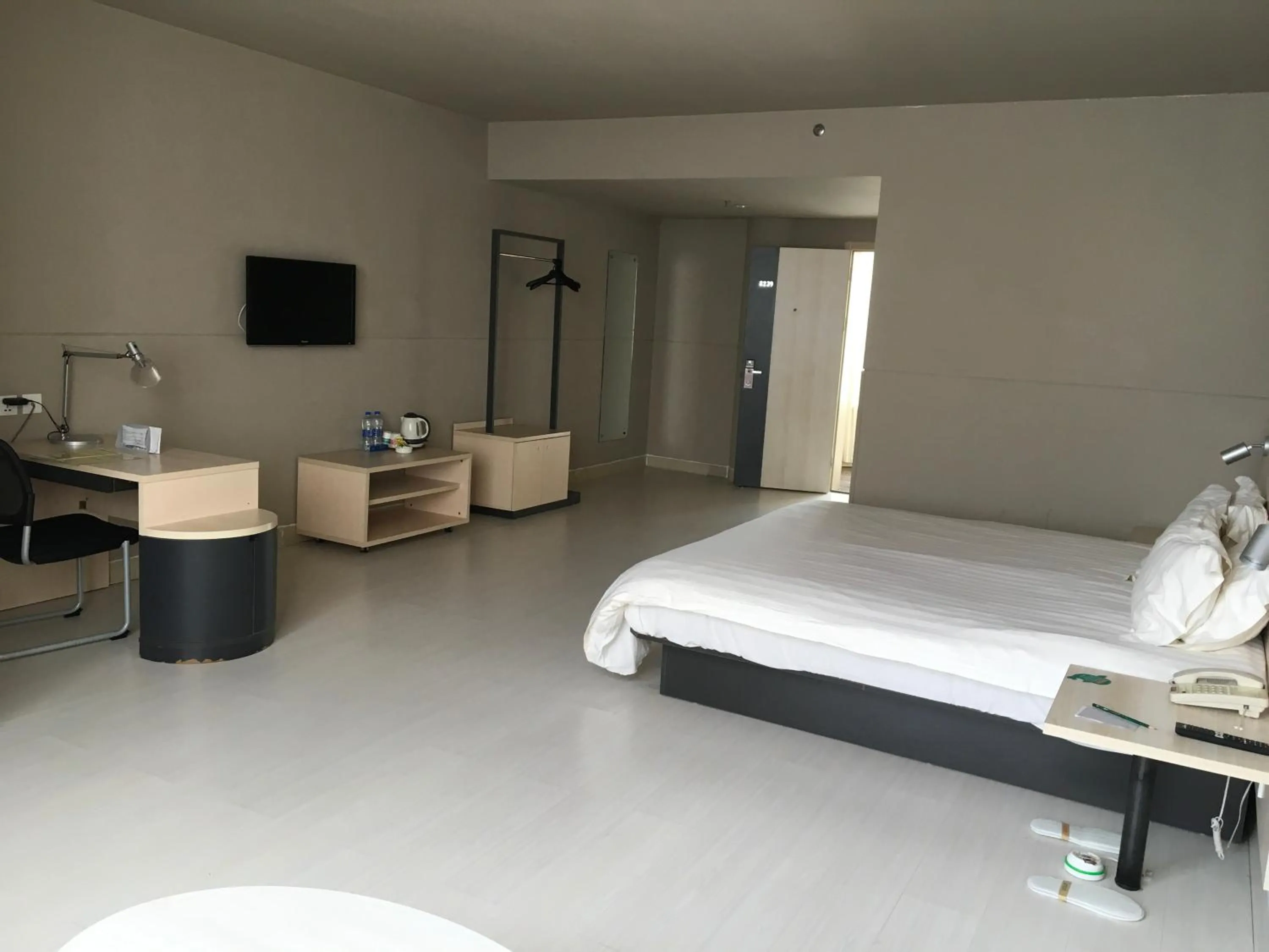 Bed in Jinjiang Inn Lijiang Ancient City Qixing Street