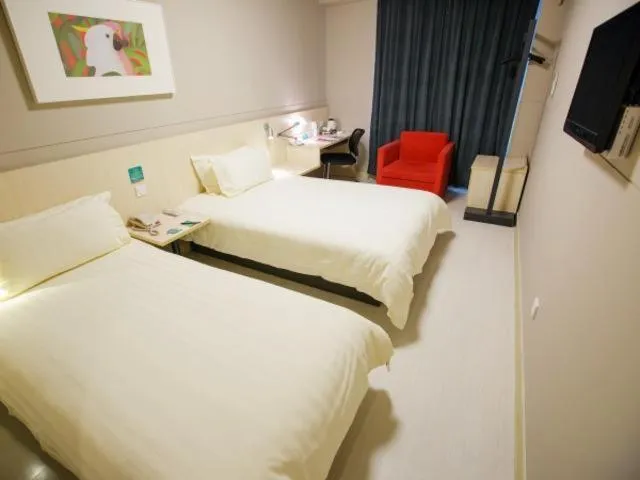 Bedroom, Bed in Jinjiang Inn Shanghai Hongqiao Hinge National Exhibition Centre