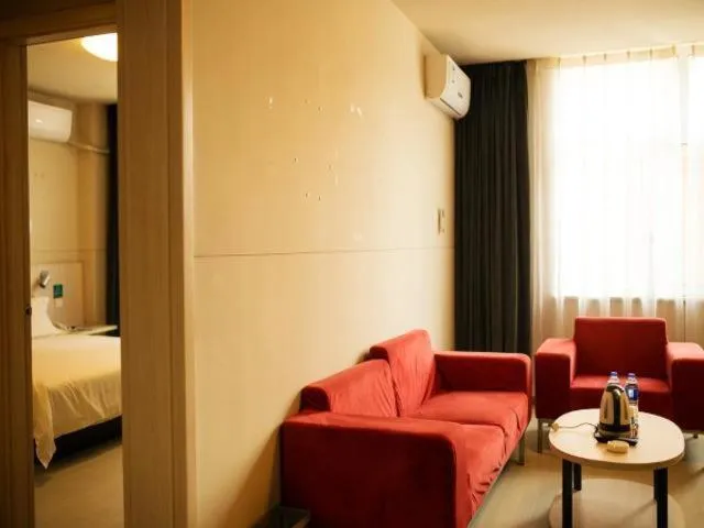 Bed in Jinjiang Inn Zhangjiakou Xuanhua Bus Station