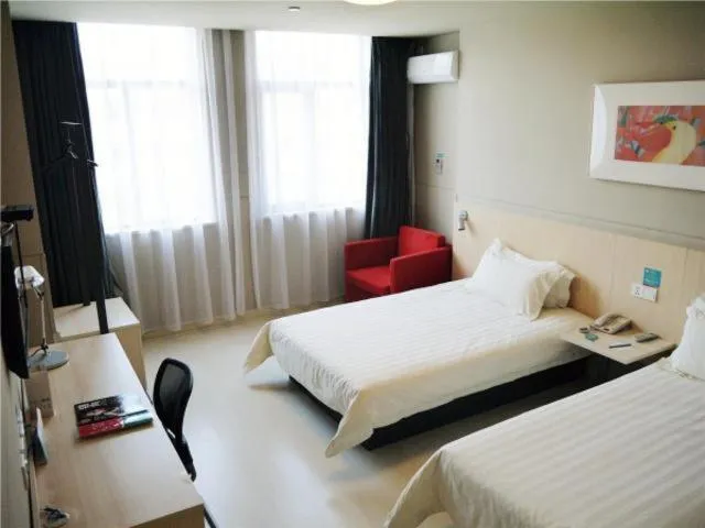 Bed in Jinjiang Inn Zhuji Datang