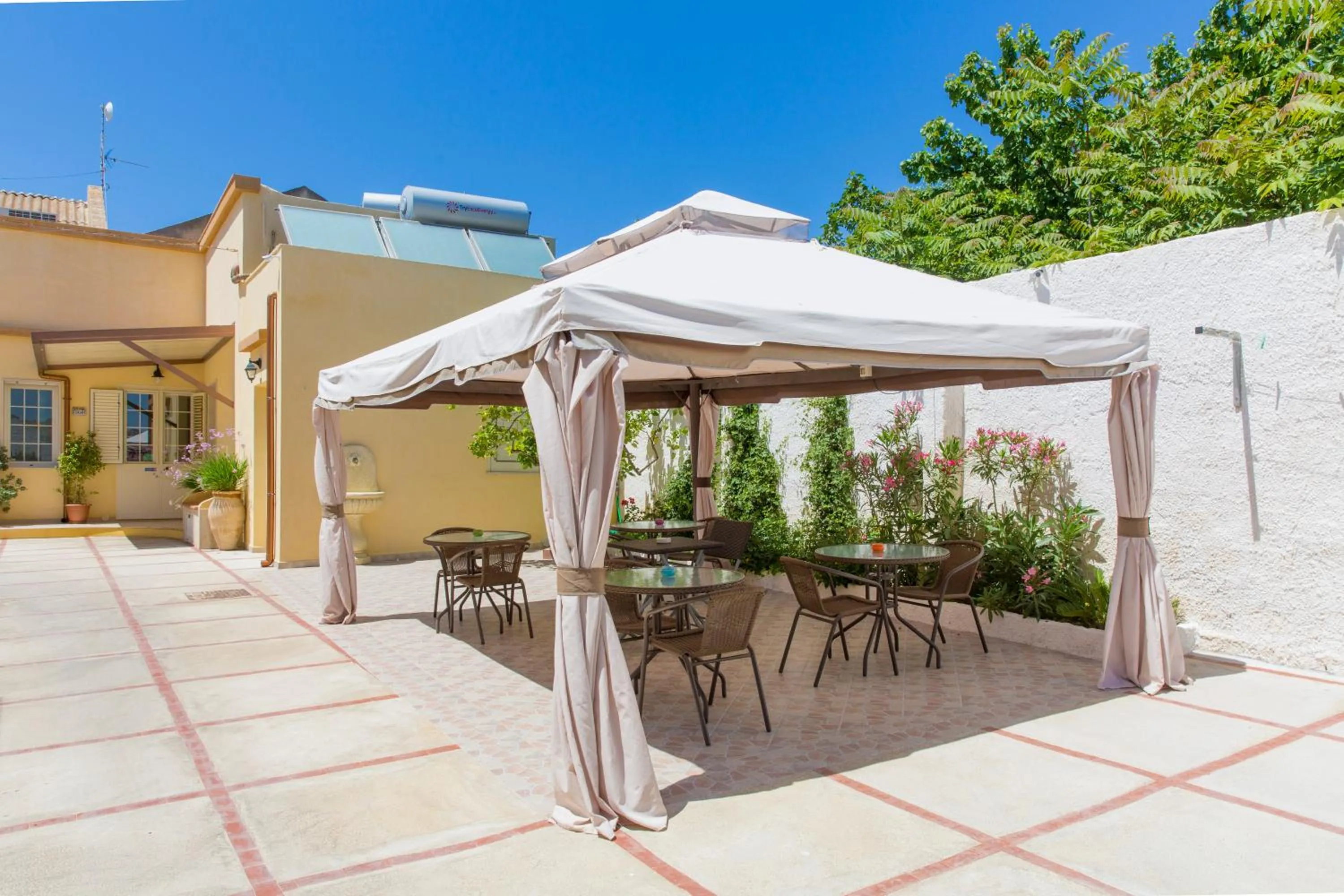 Property building in B&B Isole Dello Stagnone