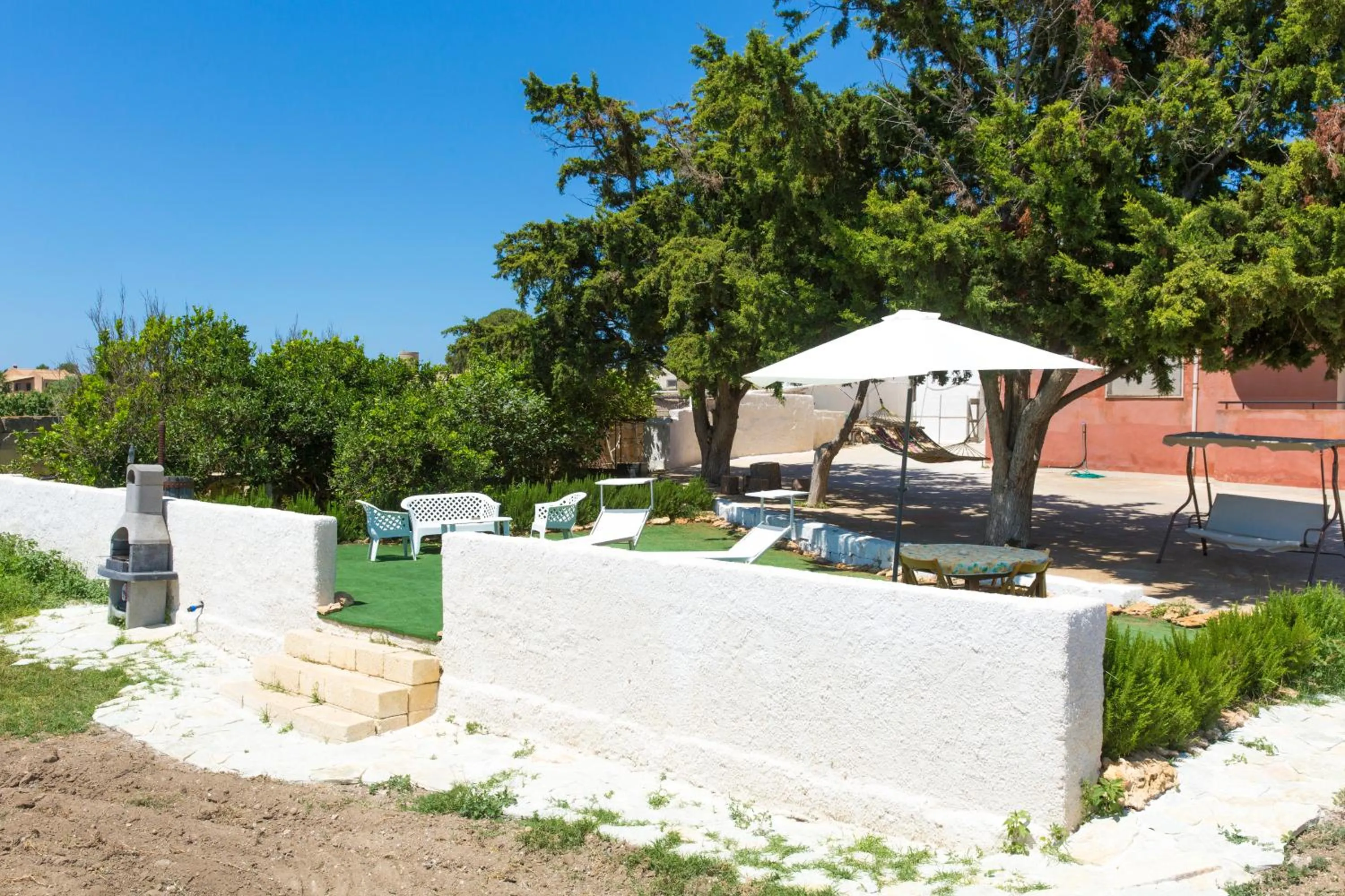 BBQ facilities in B&B Isole Dello Stagnone