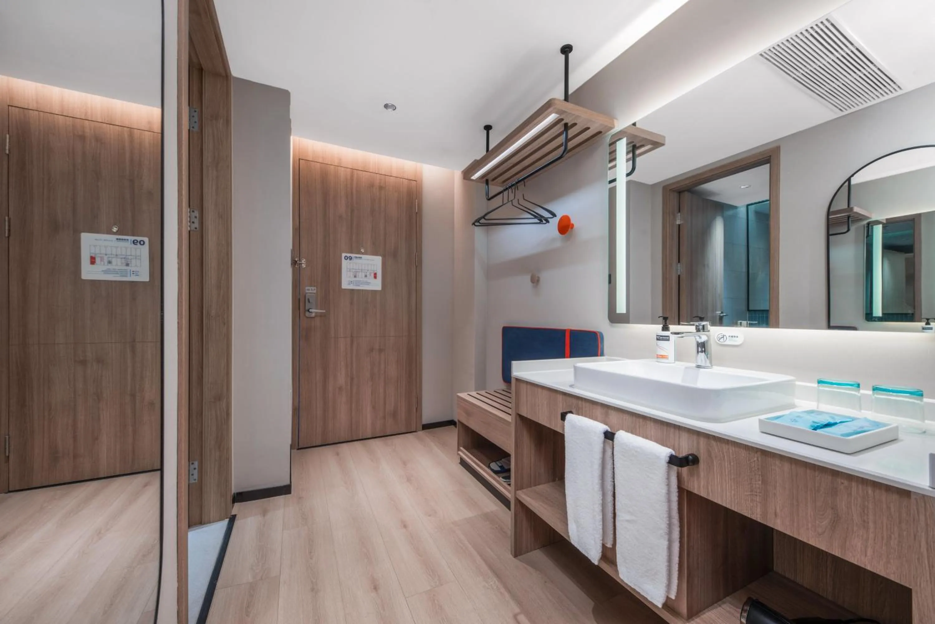 Photo of the whole room in Holiday Inn Express Suzhou Dushu Lake by IHG