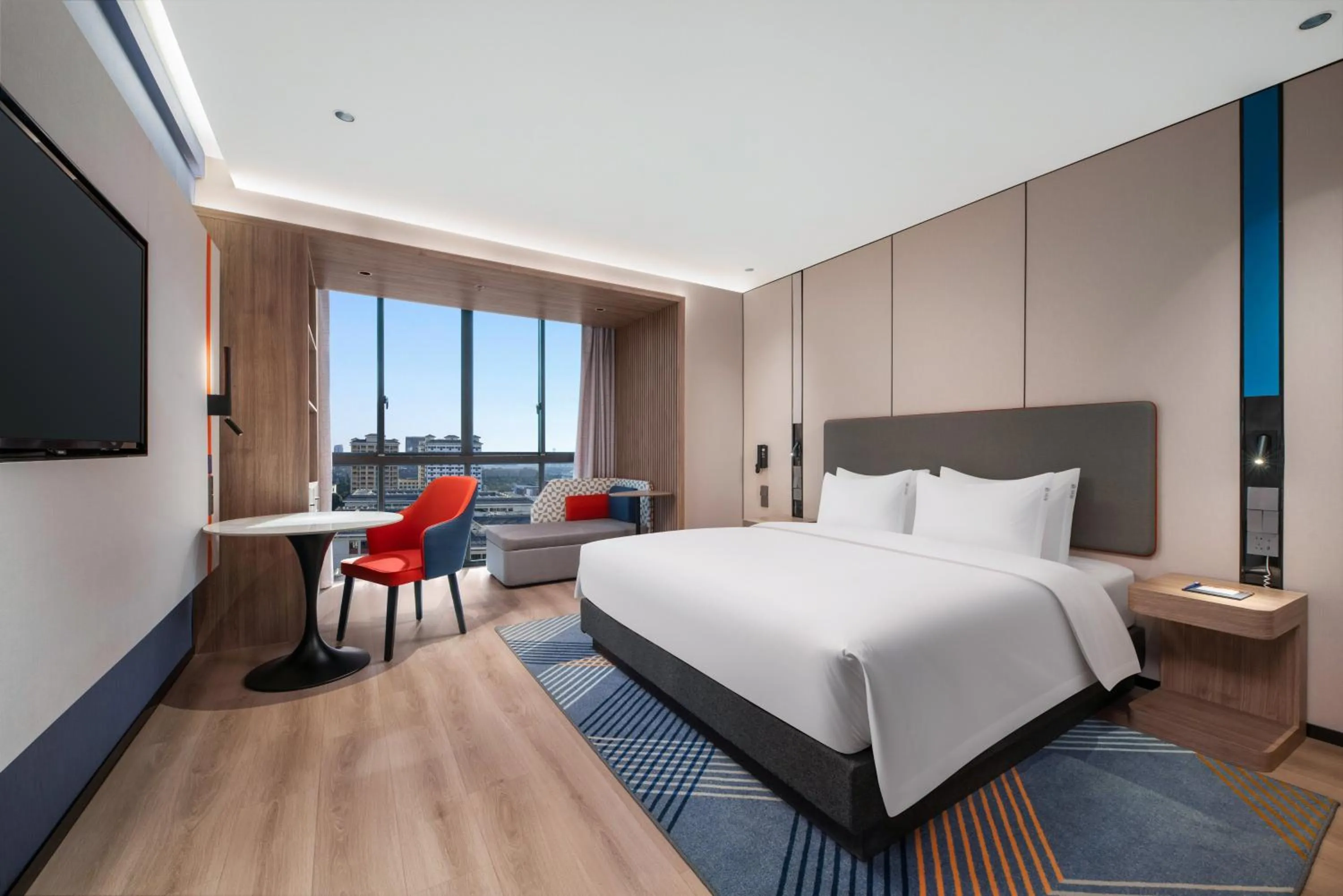 Photo of the whole room, Bed in Holiday Inn Express Suzhou Dushu Lake by IHG