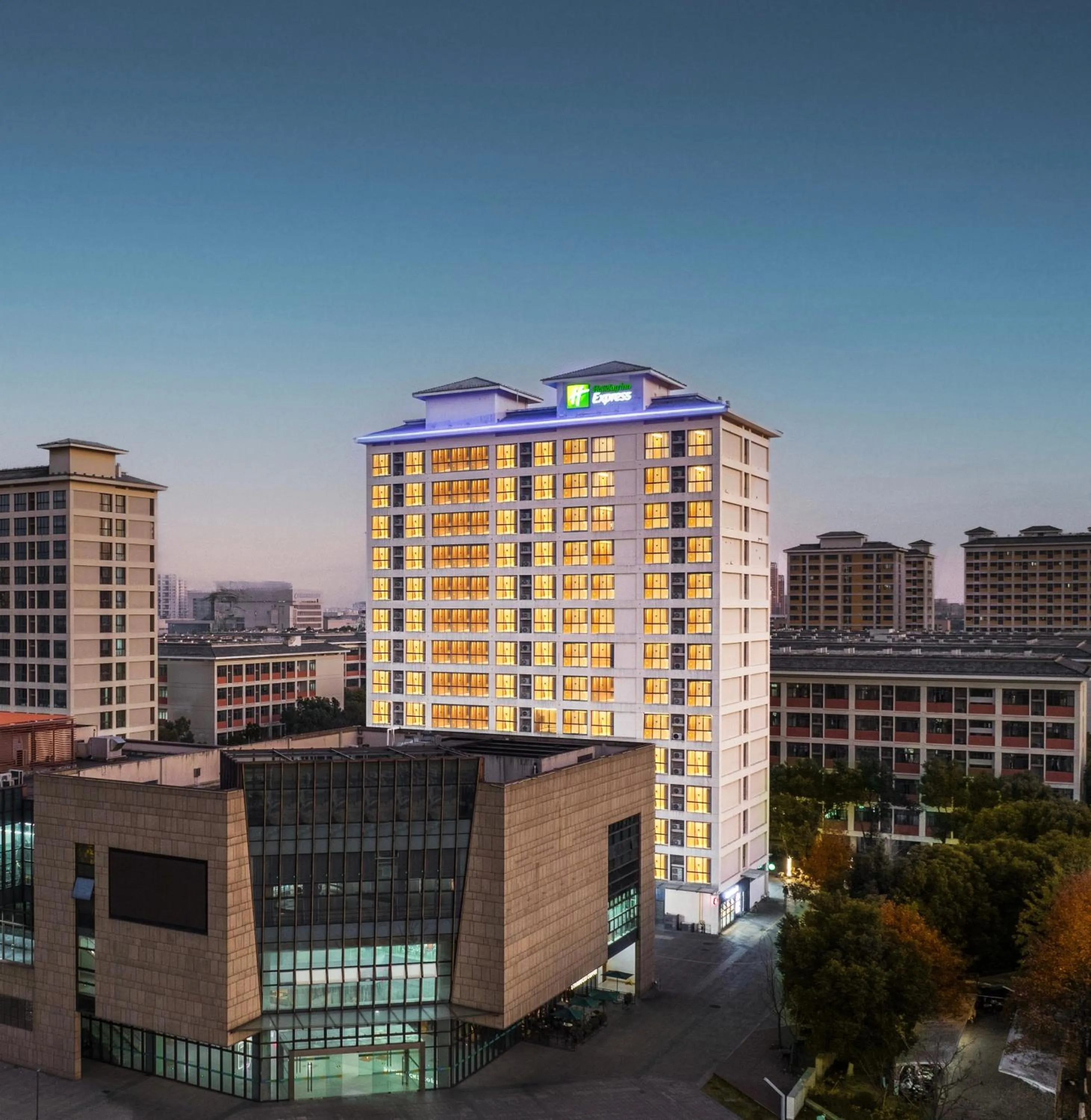 Property building in Holiday Inn Express Suzhou Dushu Lake Xi`an Jiaotong-Liverpool University by IHG