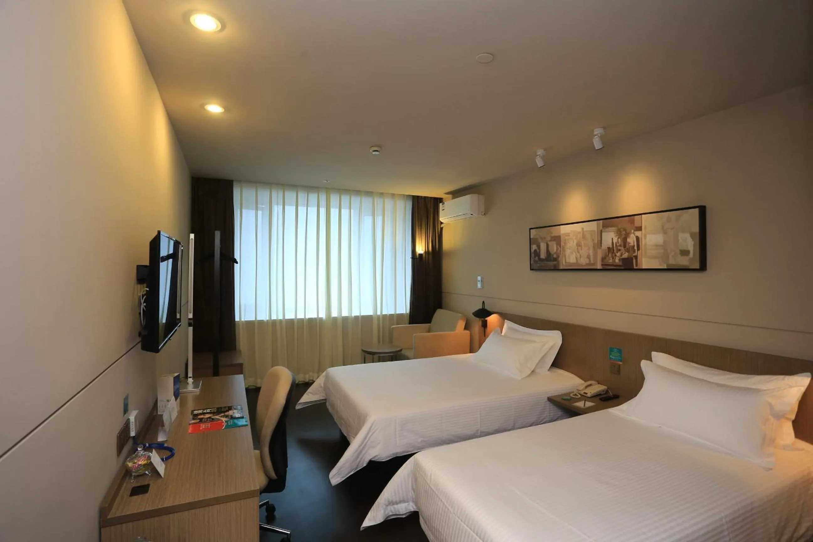 Property building in Jinjiang Inn Select Chongqing Caiyuanba Railway Station