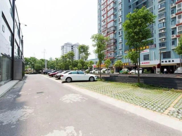 Jinjiang Inn Xianning Yinquan Avenue Hot Spring Hotel