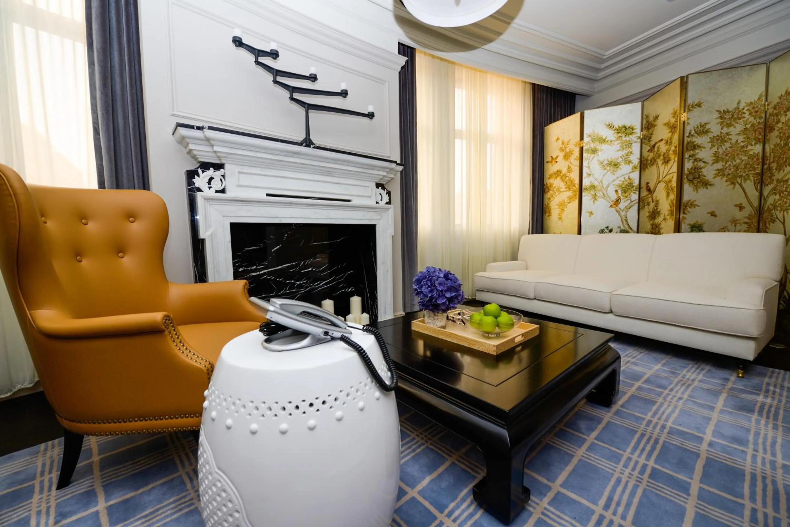 Living room in Golden Tulip New Asia Hotel The Bund Shanghai