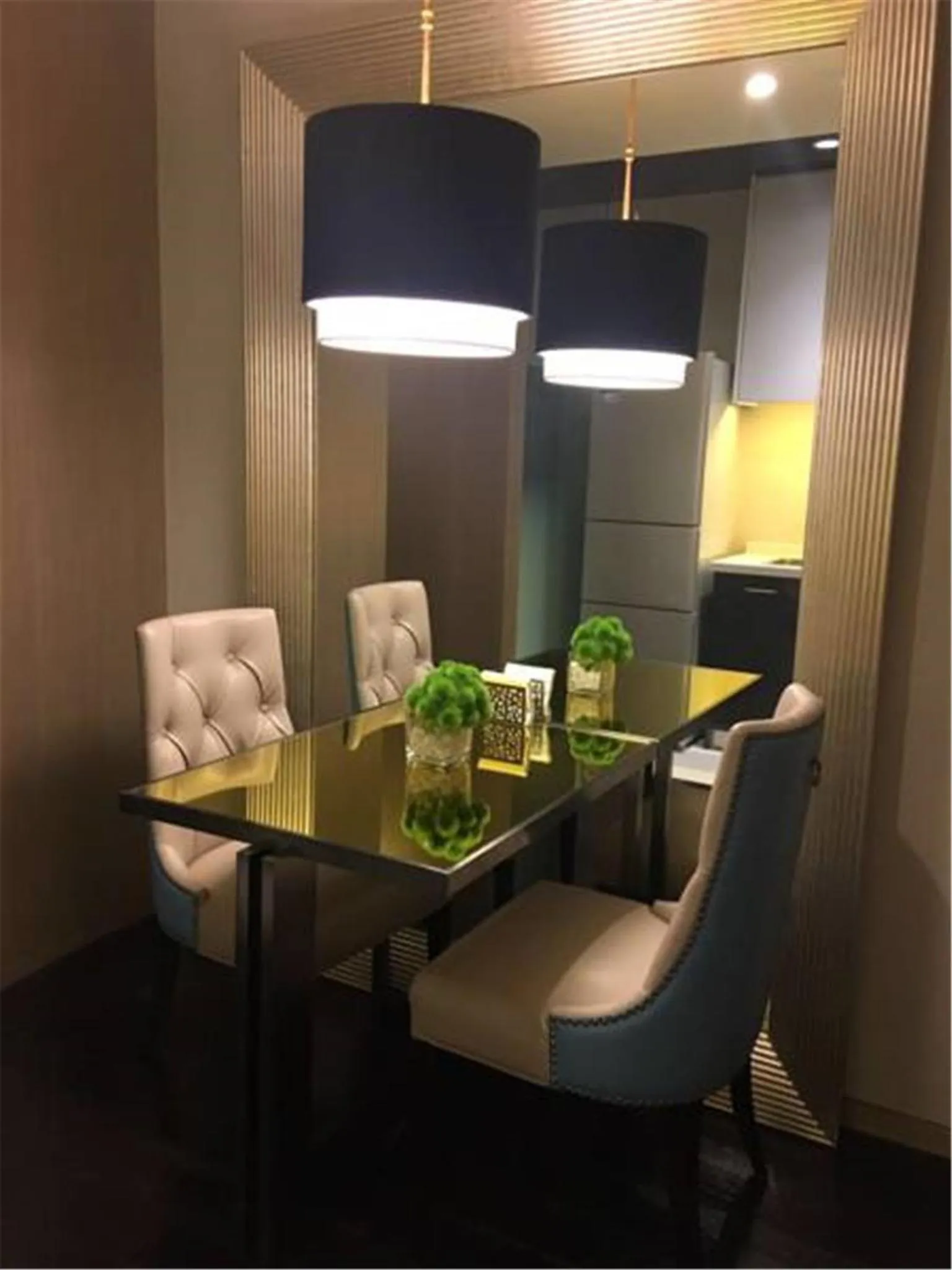 Dining area in Golden Tulip New Asia Hotel The Bund Shanghai