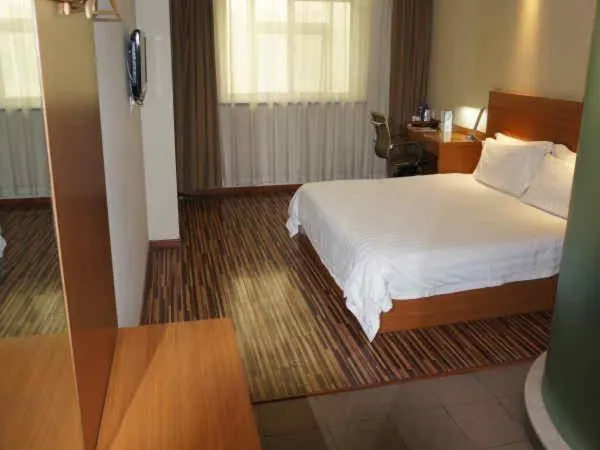 Bed in Jinjiang Inn Select Jinzhong Yuci Old Town