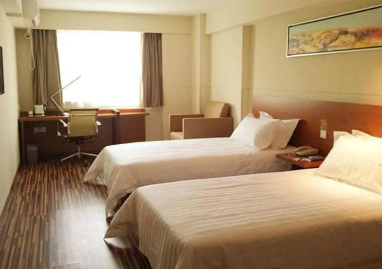 Jinjiang Inn Select XiAn High Speed Train Station Fengchengqi Road