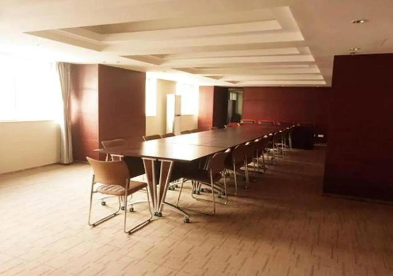 Jinjiang Inn Select XiAn High Speed Train Station Fengchengqi Road