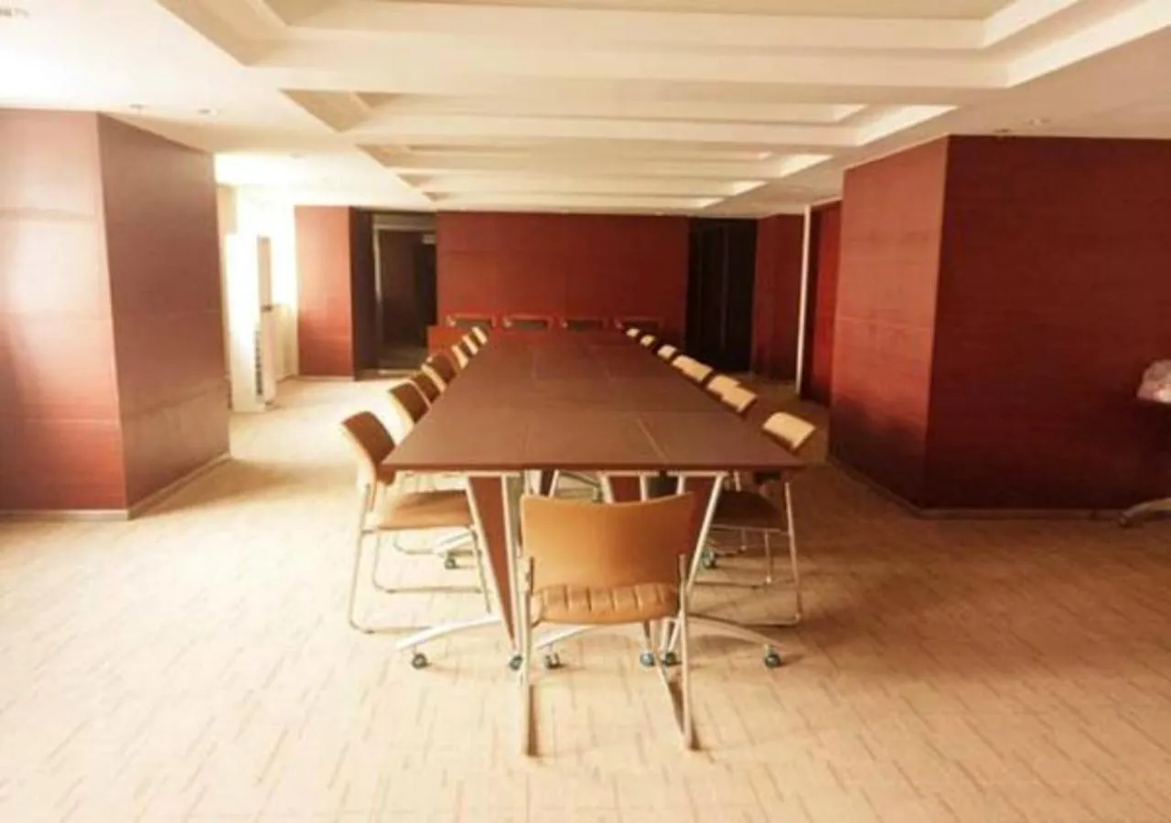 Jinjiang Inn Select XiAn High Speed Train Station Fengchengqi Road