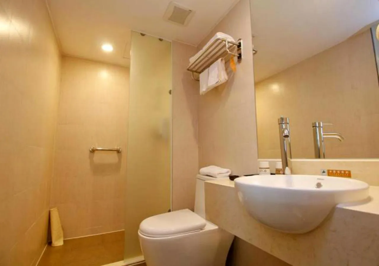 Jinjiang Inn Select XiAn High Speed Train Station Fengchengqi Road