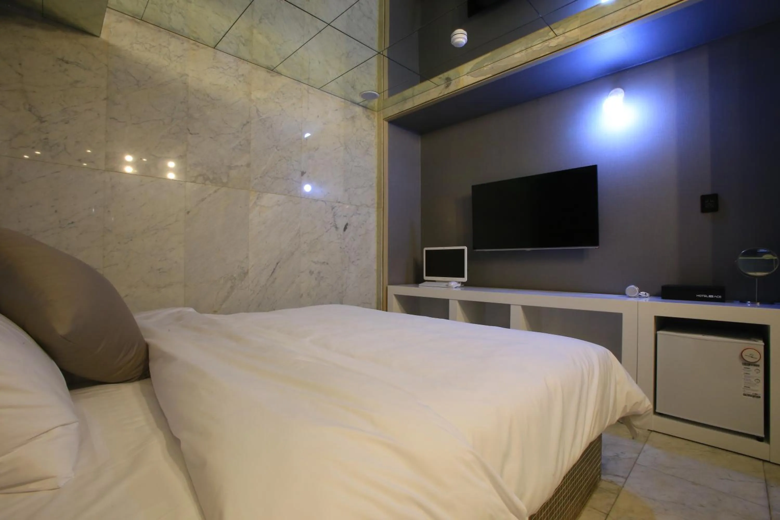 Bed in The Ace Hotel