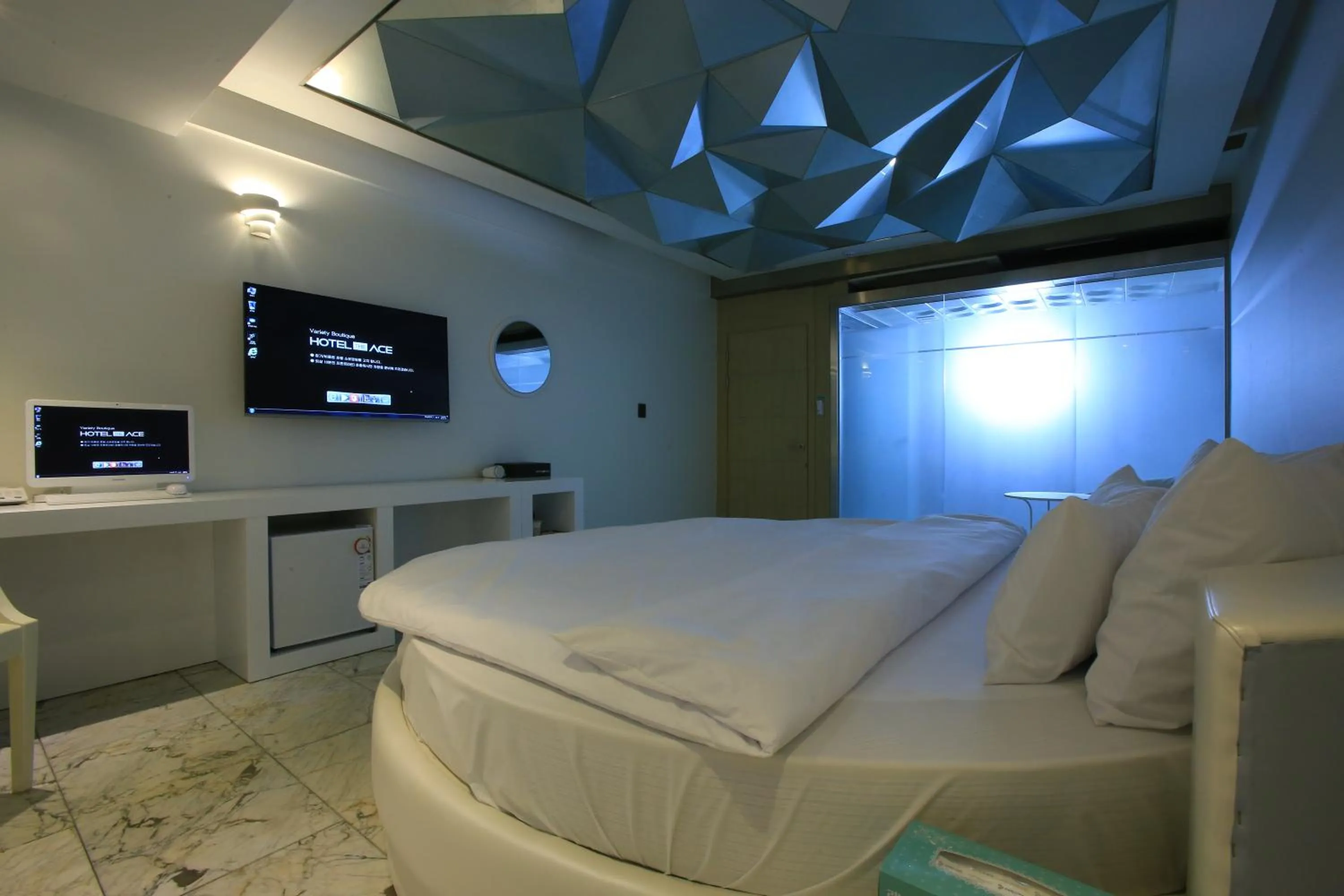 Bed in The Ace Hotel