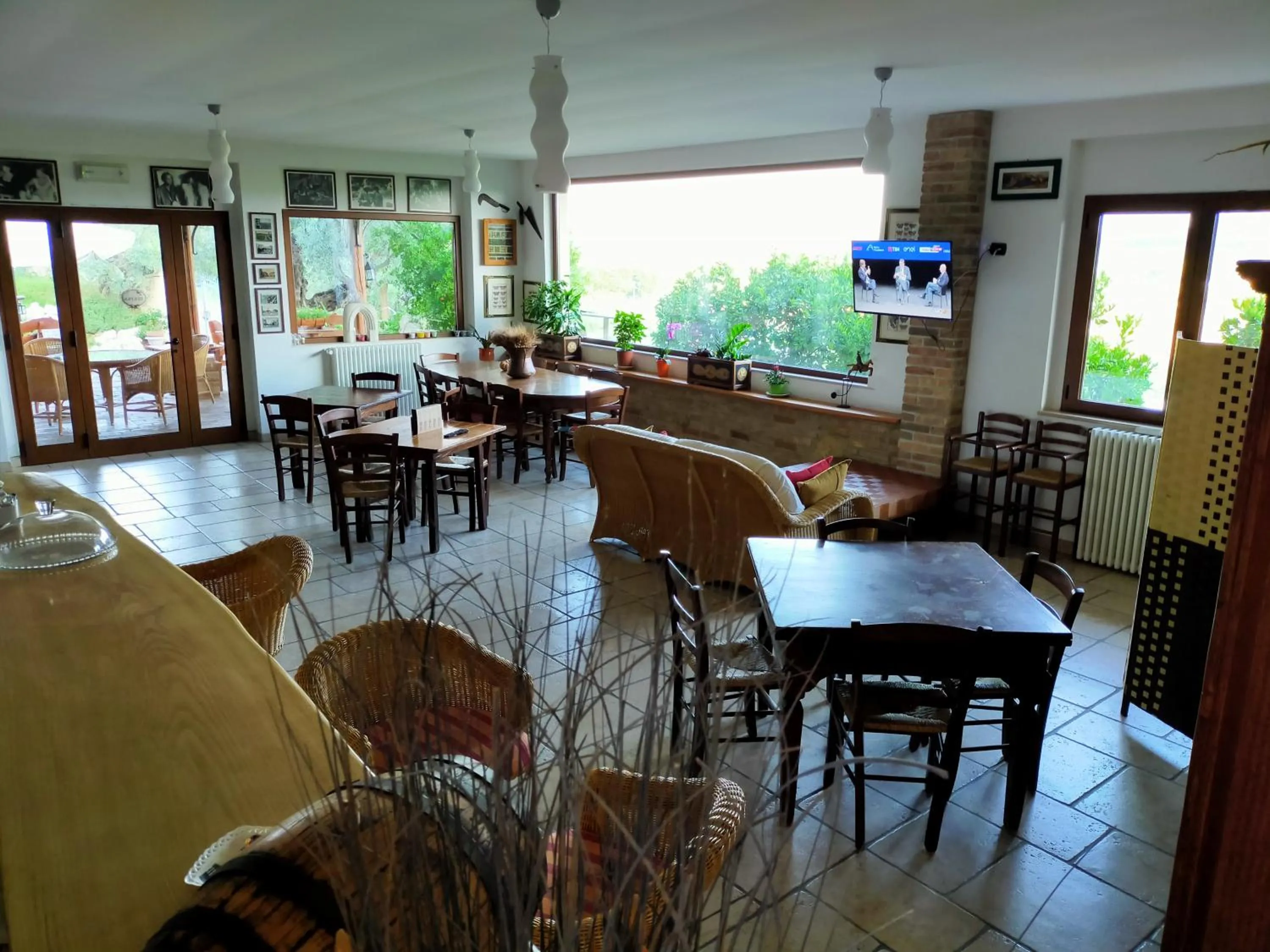 Restaurant/places to eat in Casale del Sole