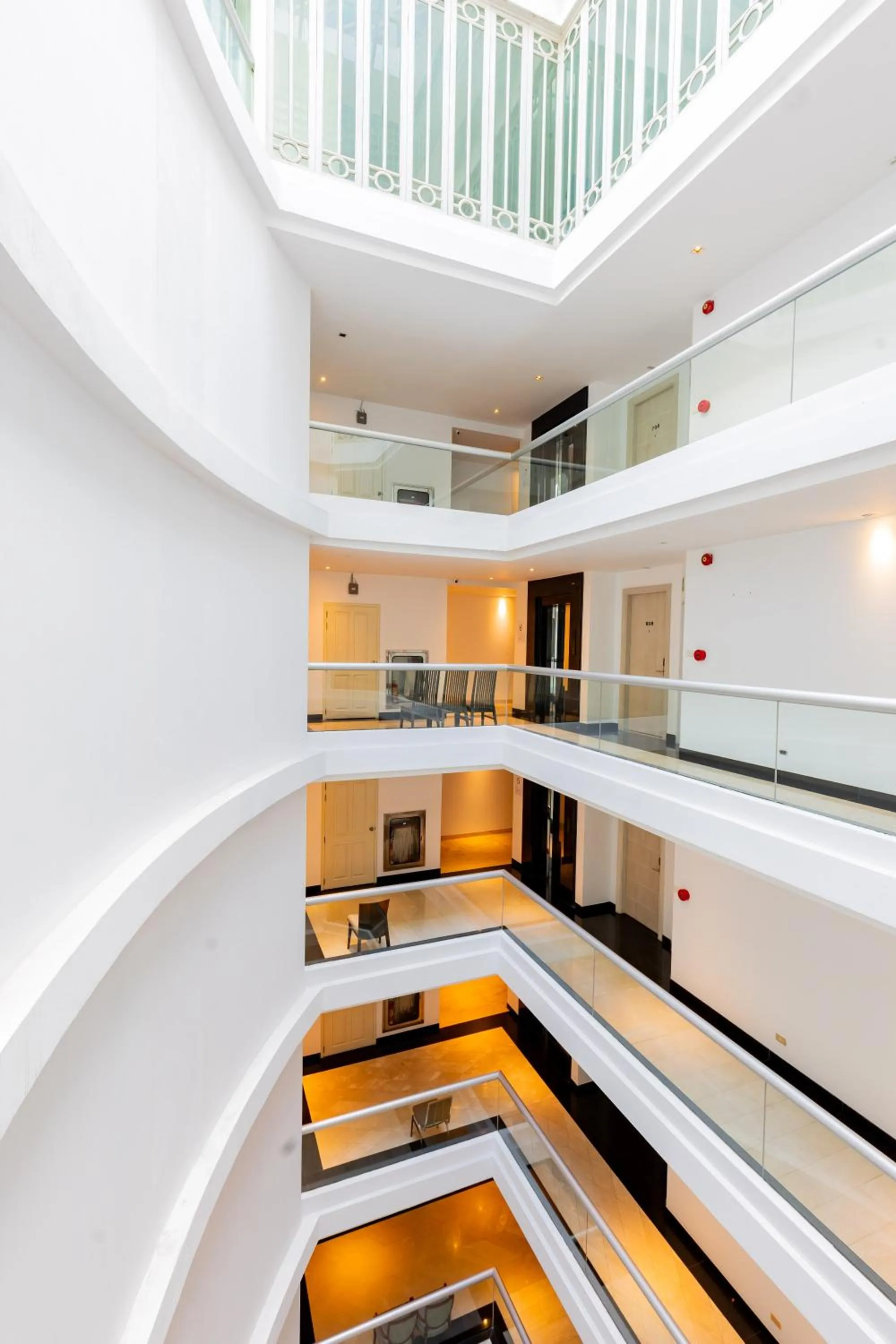 Sukhothai Residence Ruam Ruedi