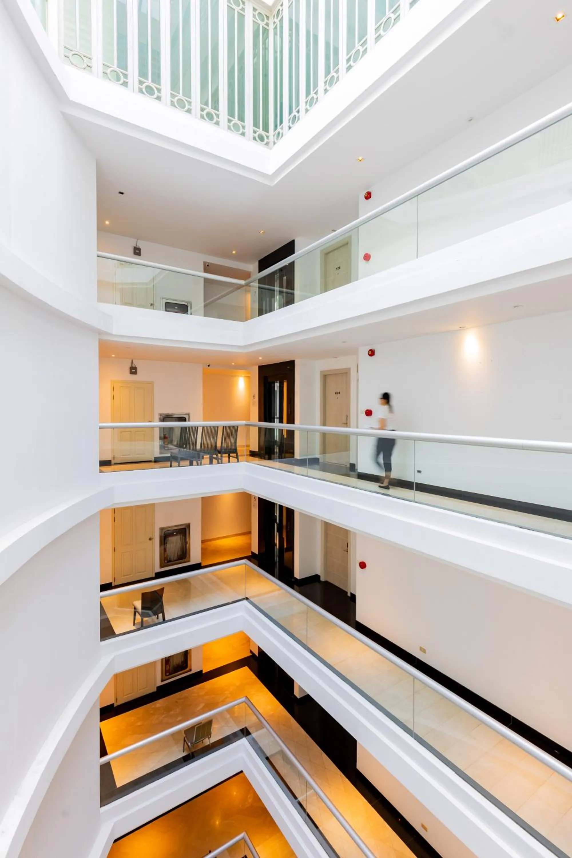 Sukhothai Residence Ruam Ruedi