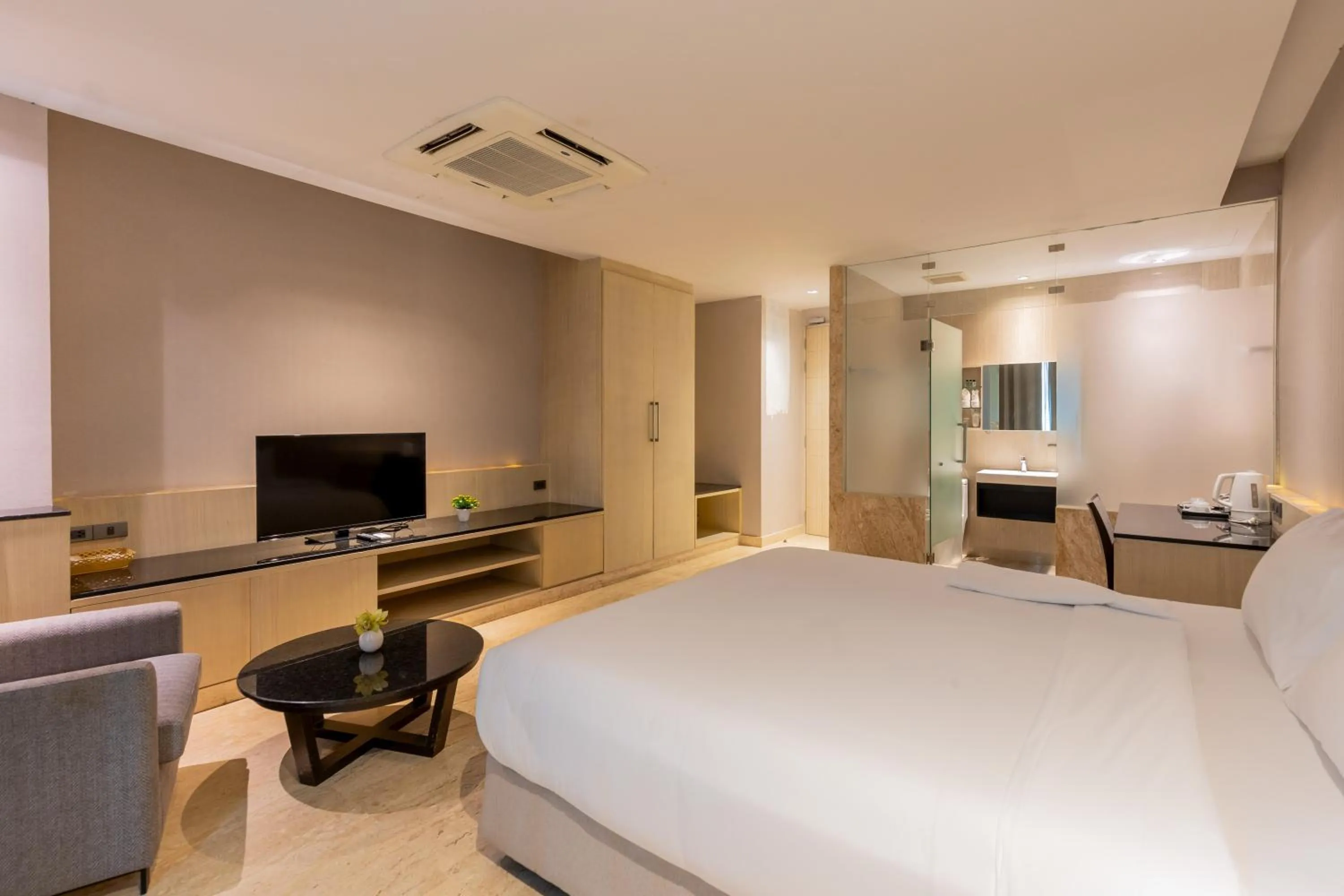 Bed in Sukhothai Residence Ruam Ruedi