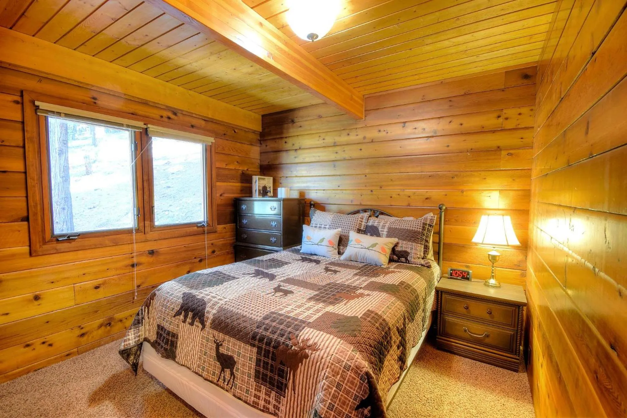 Bed in Treetops Cabin