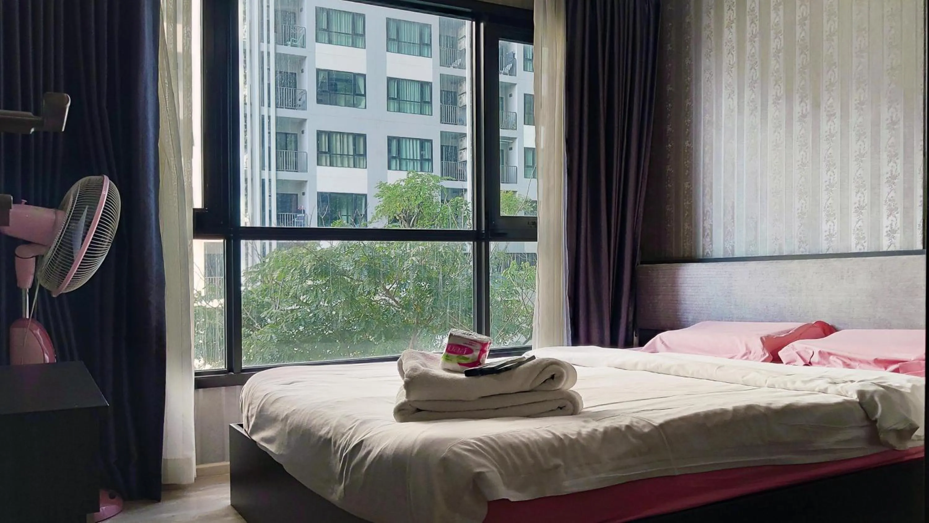 Nearby landmark, Bed in Many Holiday The Base Condo