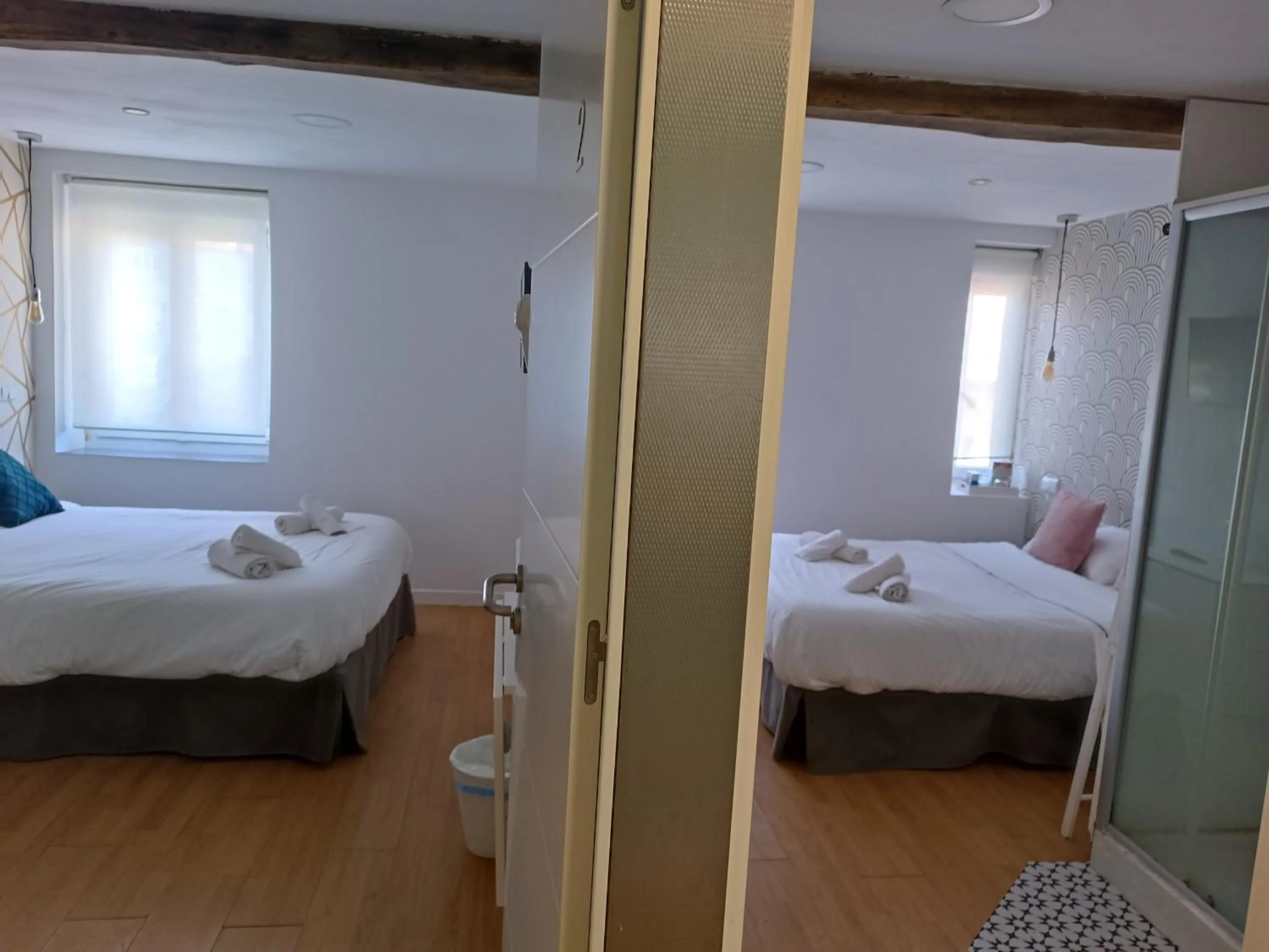 Photo of the whole room, Bed in Rin Rooms
