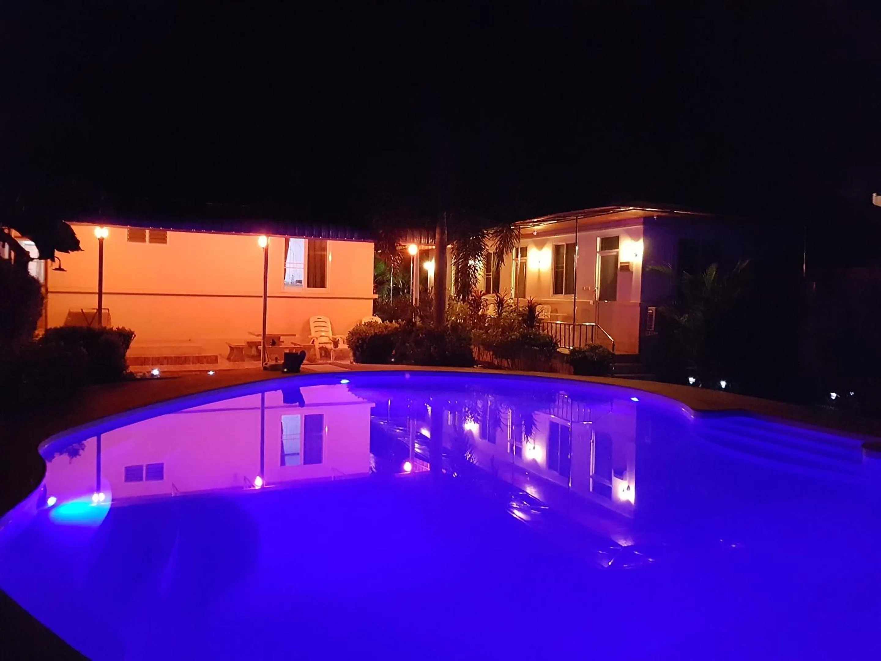 Night in Nuch's Apple Guest House