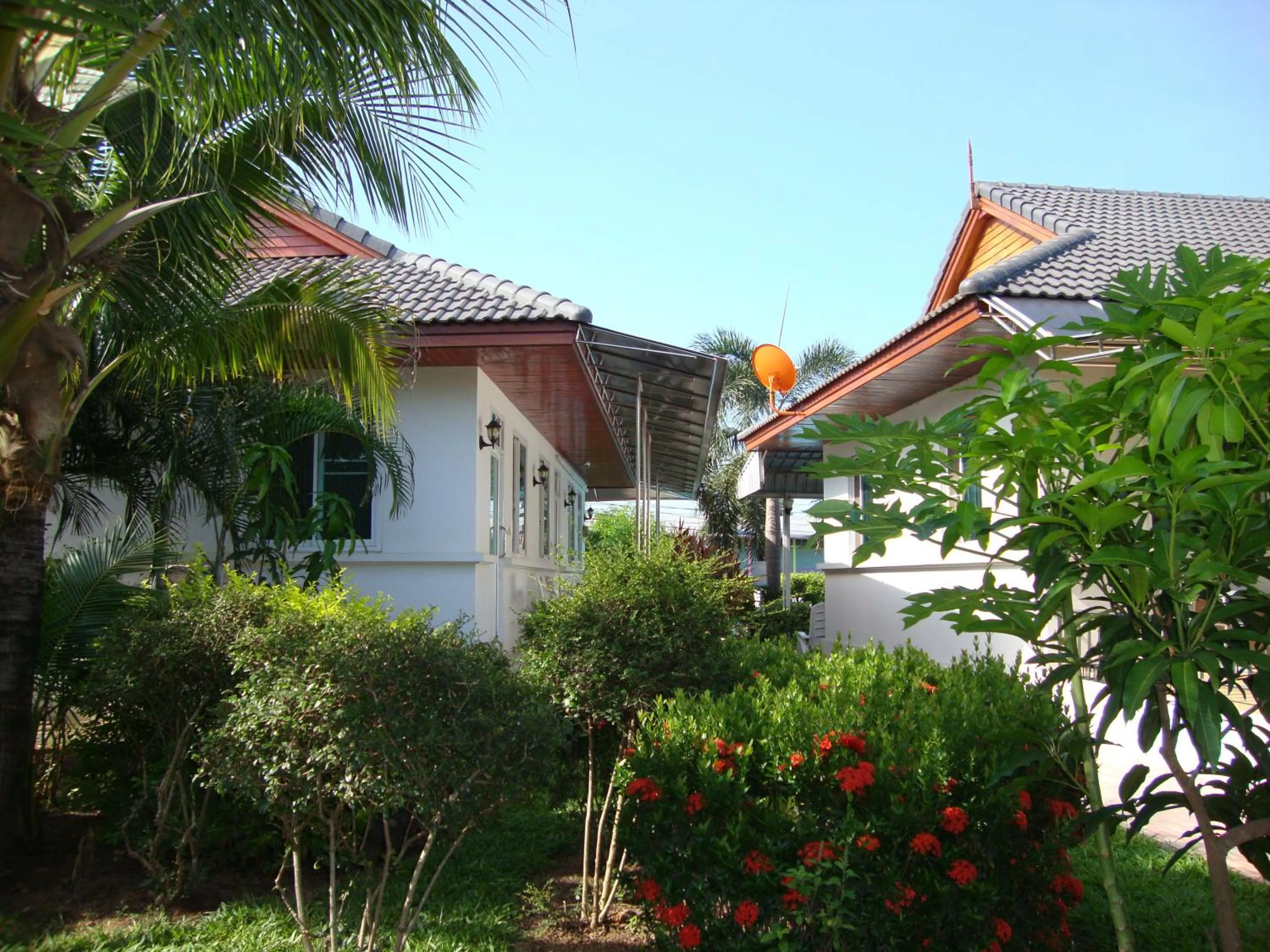 Property building in Nuch's Apple Guest House