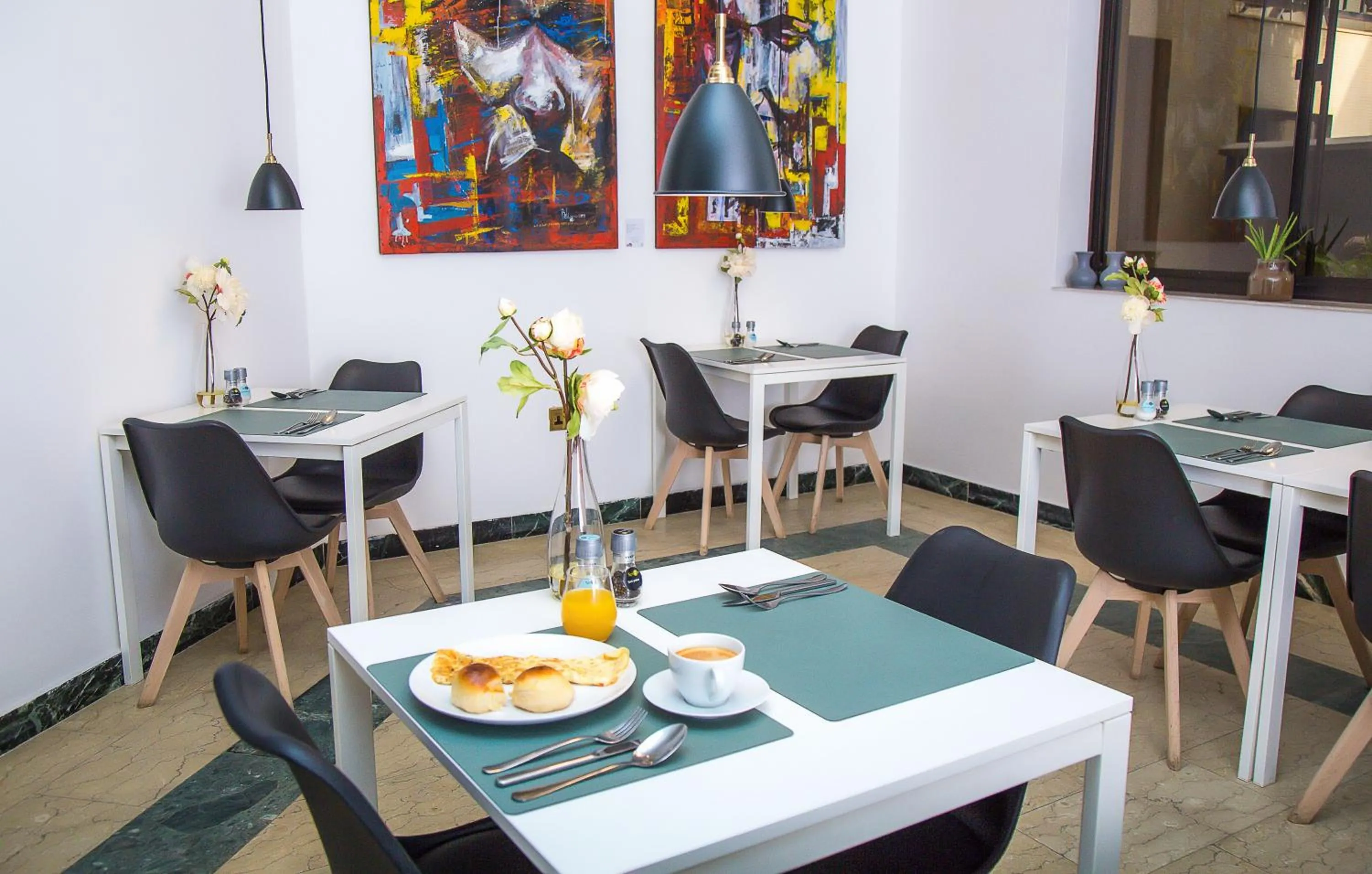 Restaurant/places to eat in Nordic Villa