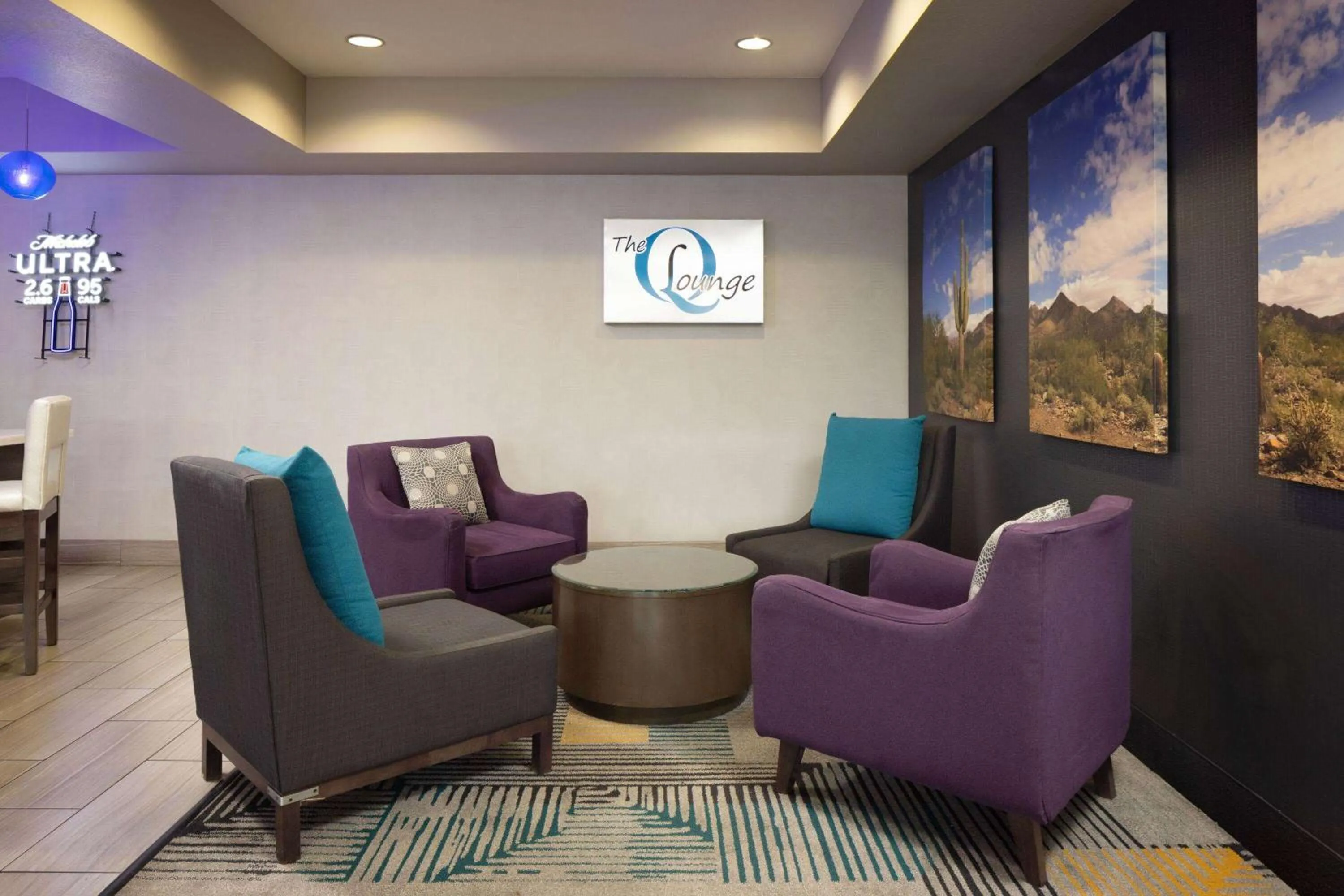 Lounge or bar in La Quinta by Wyndham Williams-Grand Canyon Area