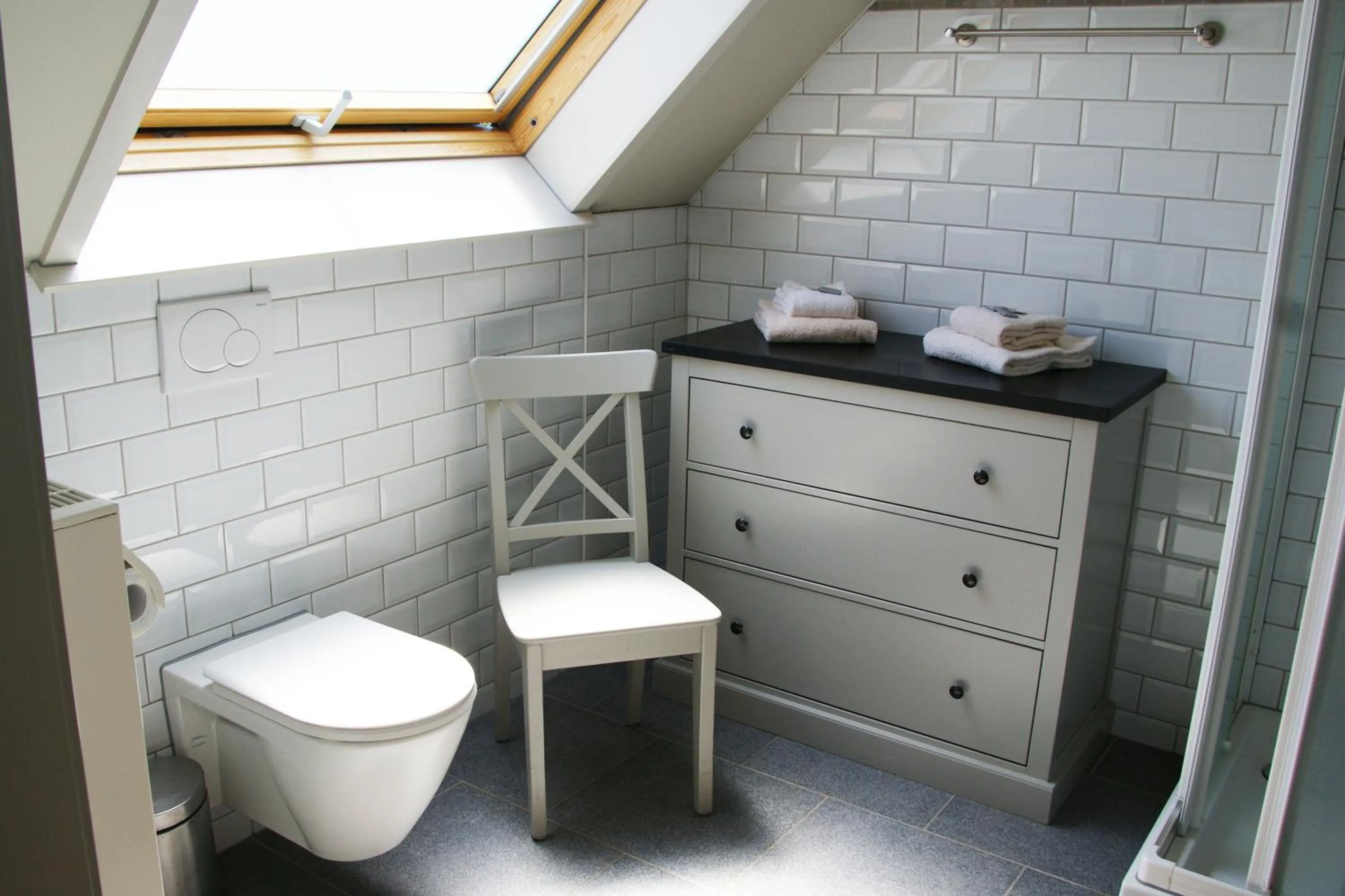 Photo of the whole room in B&B The Beachhouse