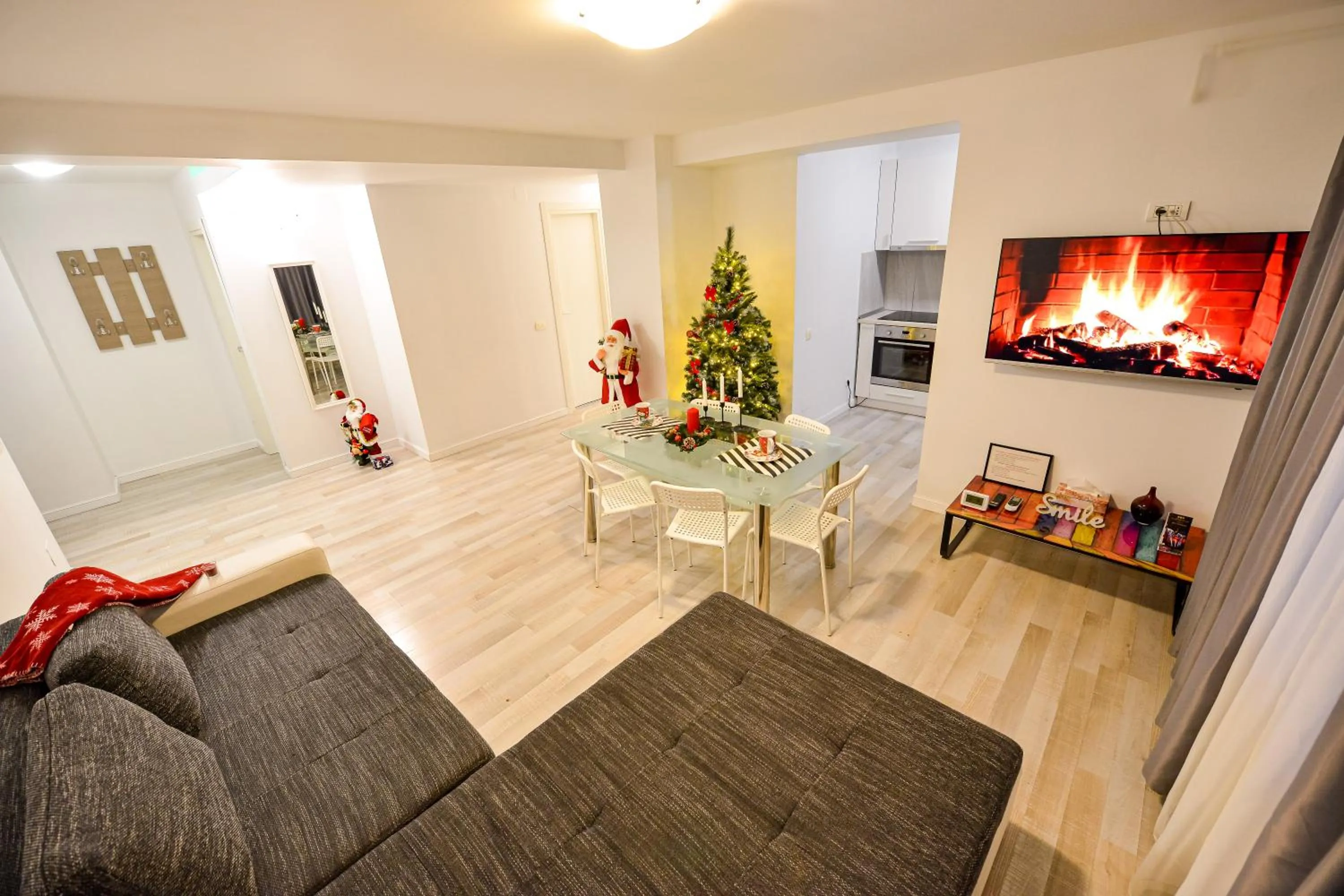 TV and multimedia in CityScape Bucharest