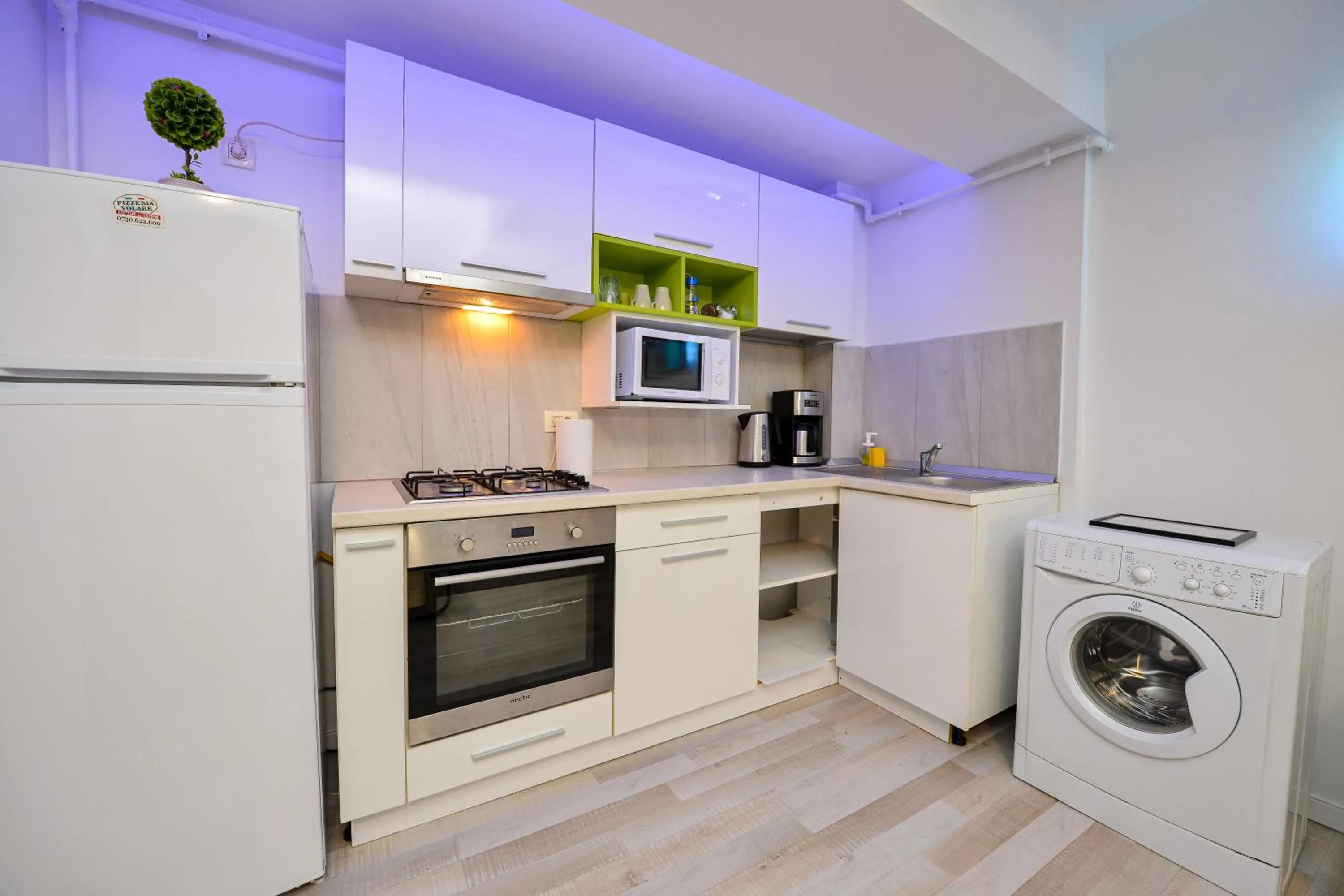 Kitchen or kitchenette in CityScape Bucharest
