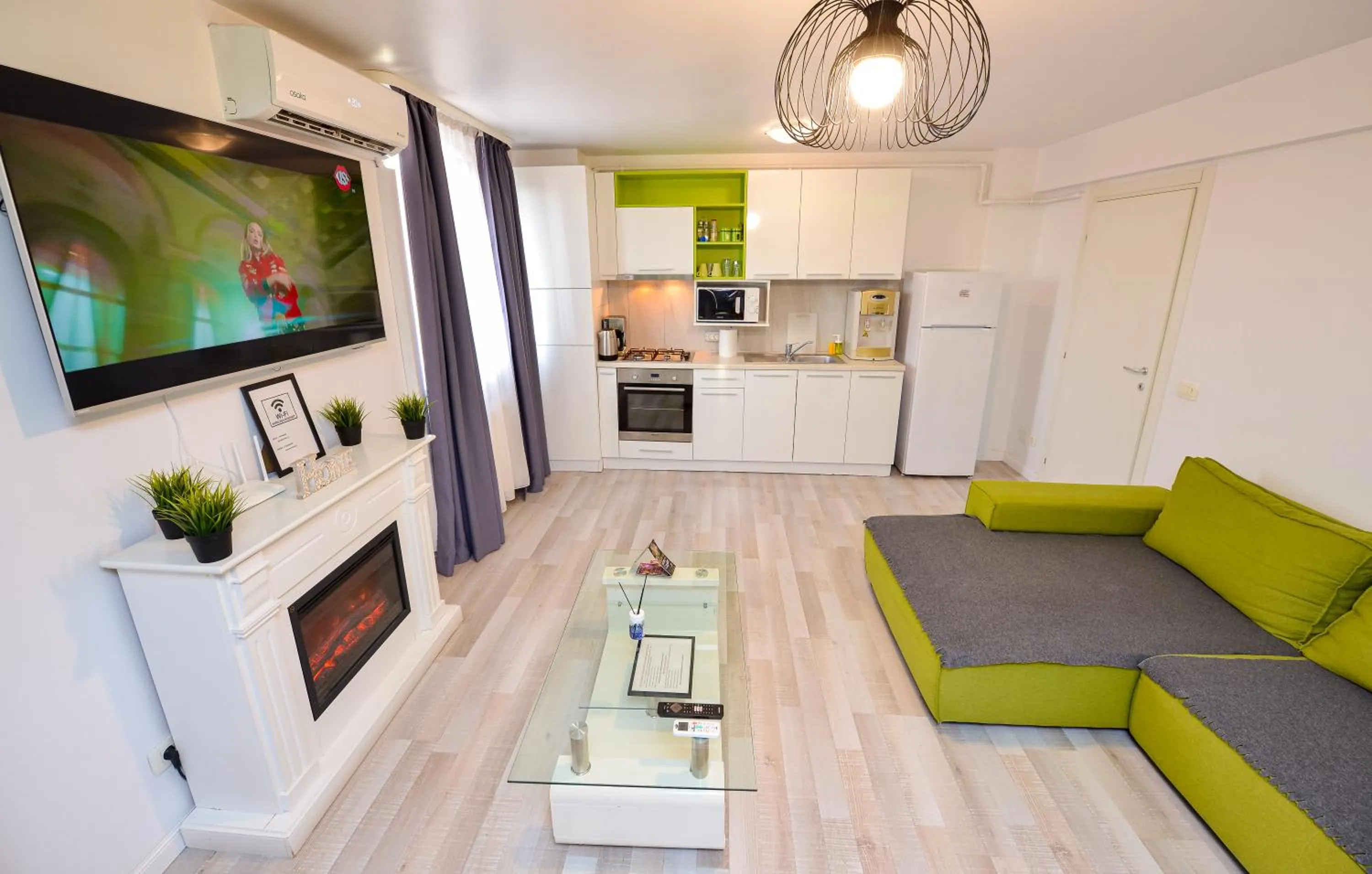 TV and multimedia in CityScape Bucharest