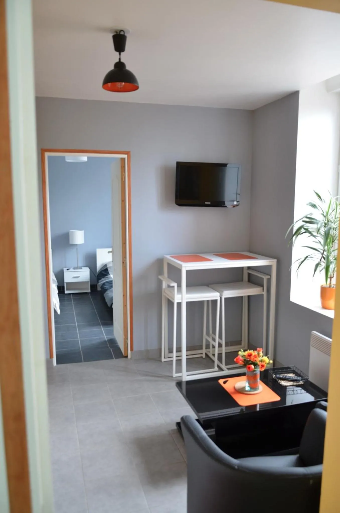 Photo of the whole room in Le Gîte Oratorien