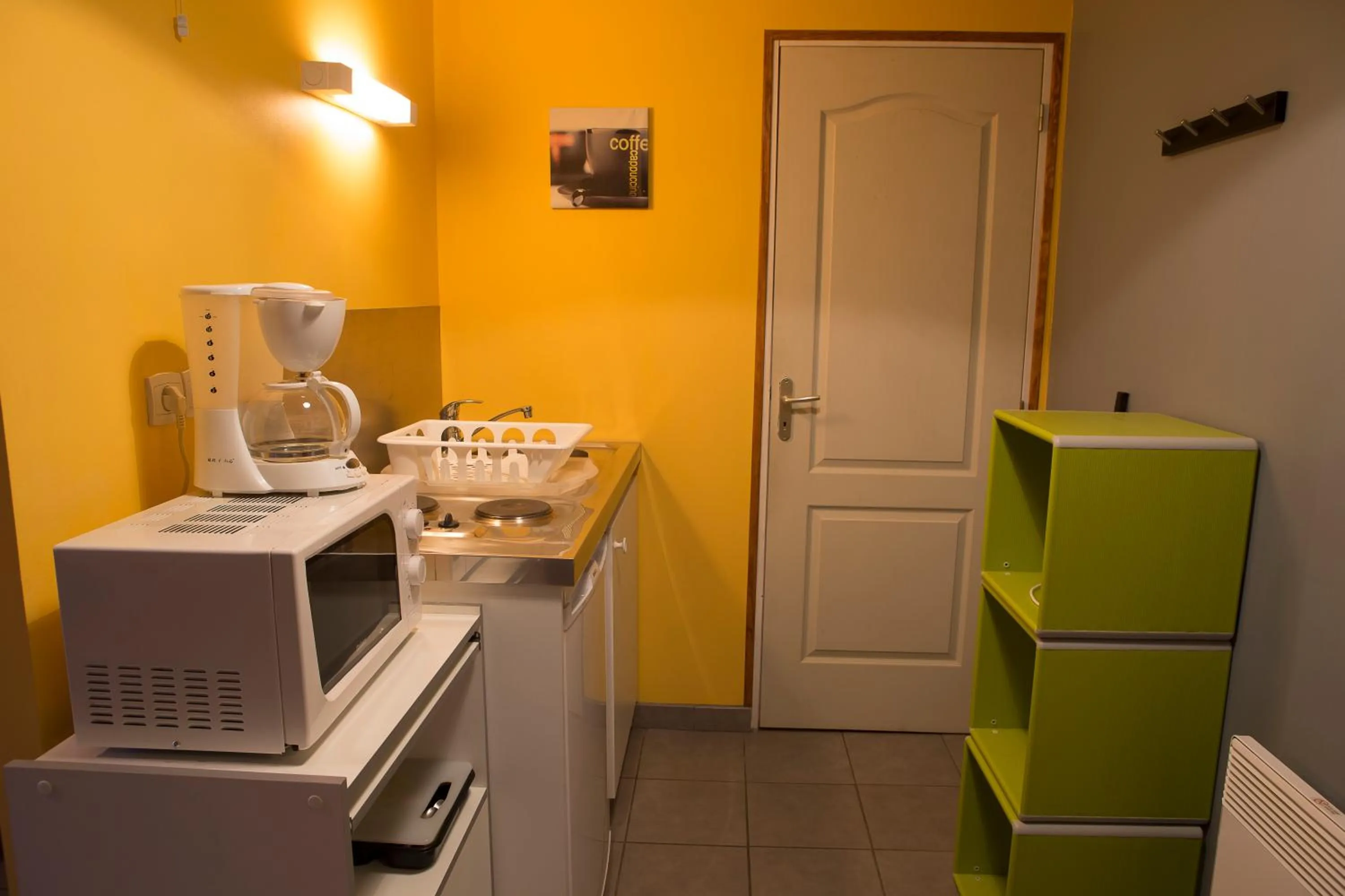 Kitchen or kitchenette in Le Gîte Oratorien