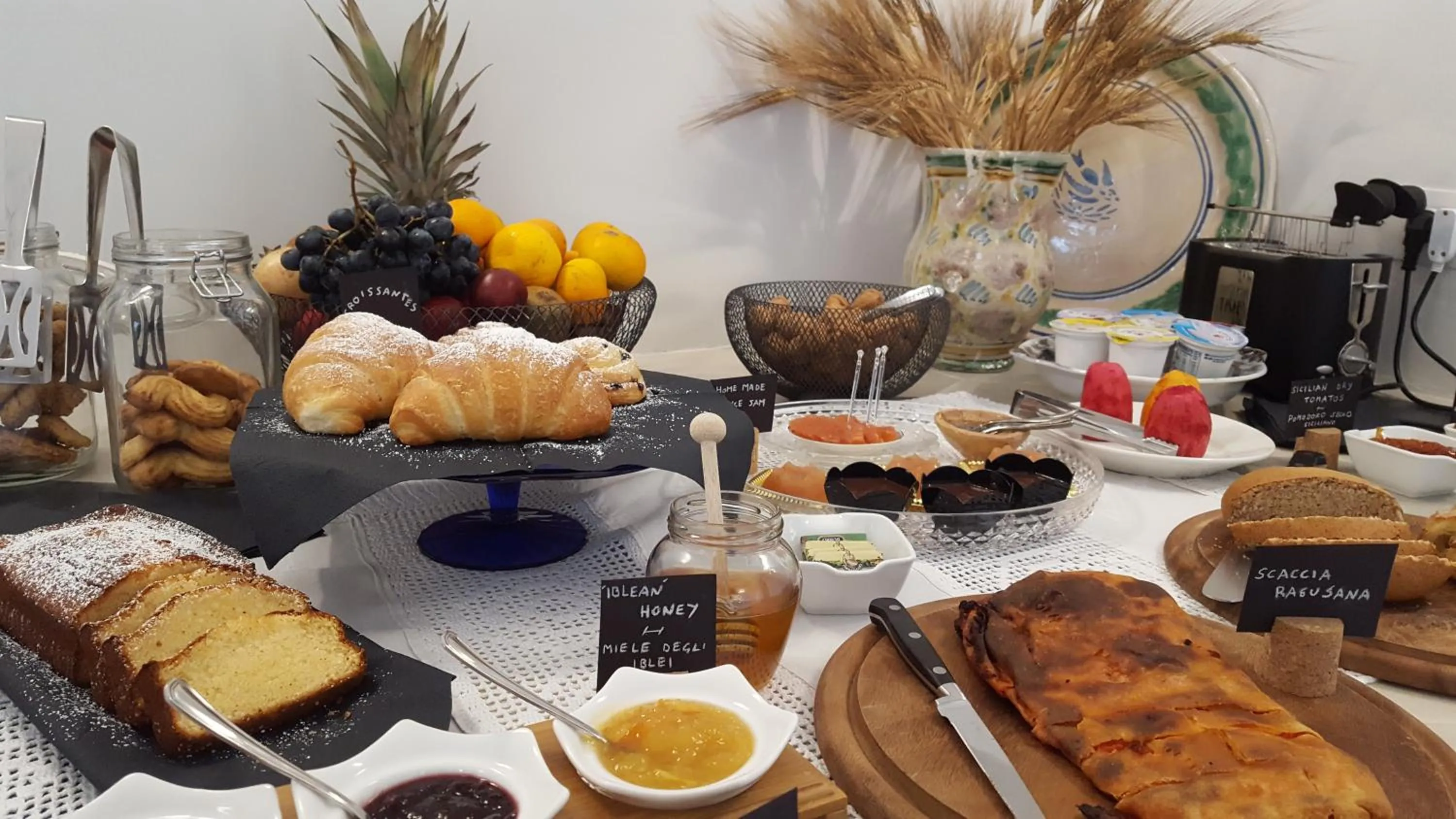 Buffet breakfast in Epoca - Camere con stile