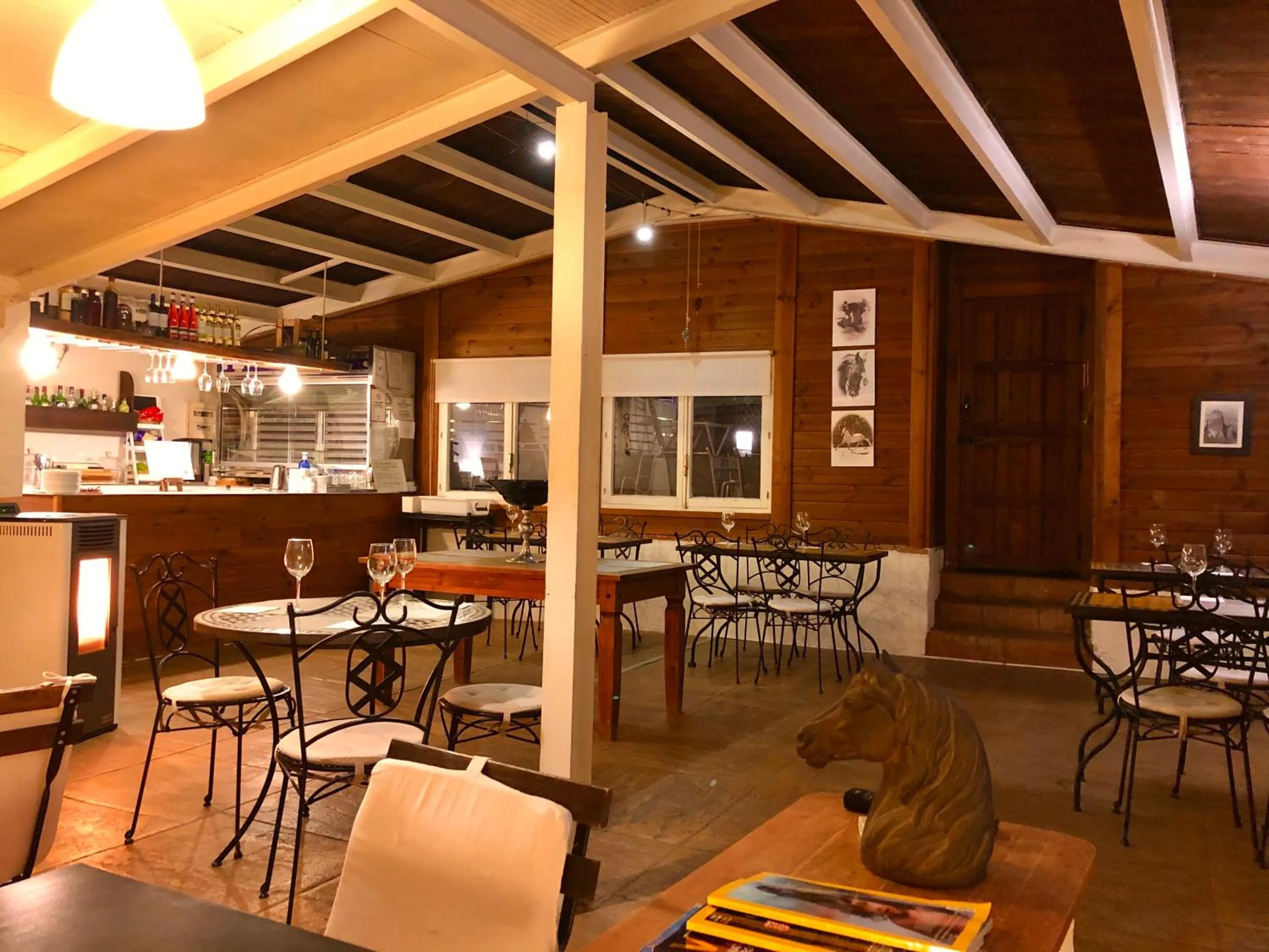 Dining area in Hotel Finca Aldabra